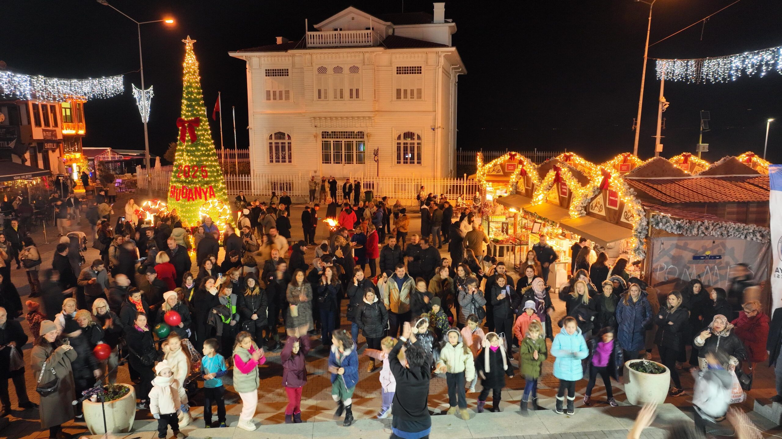 MUDANYA'DA YENİ YIL COŞKUSU BAŞLADI