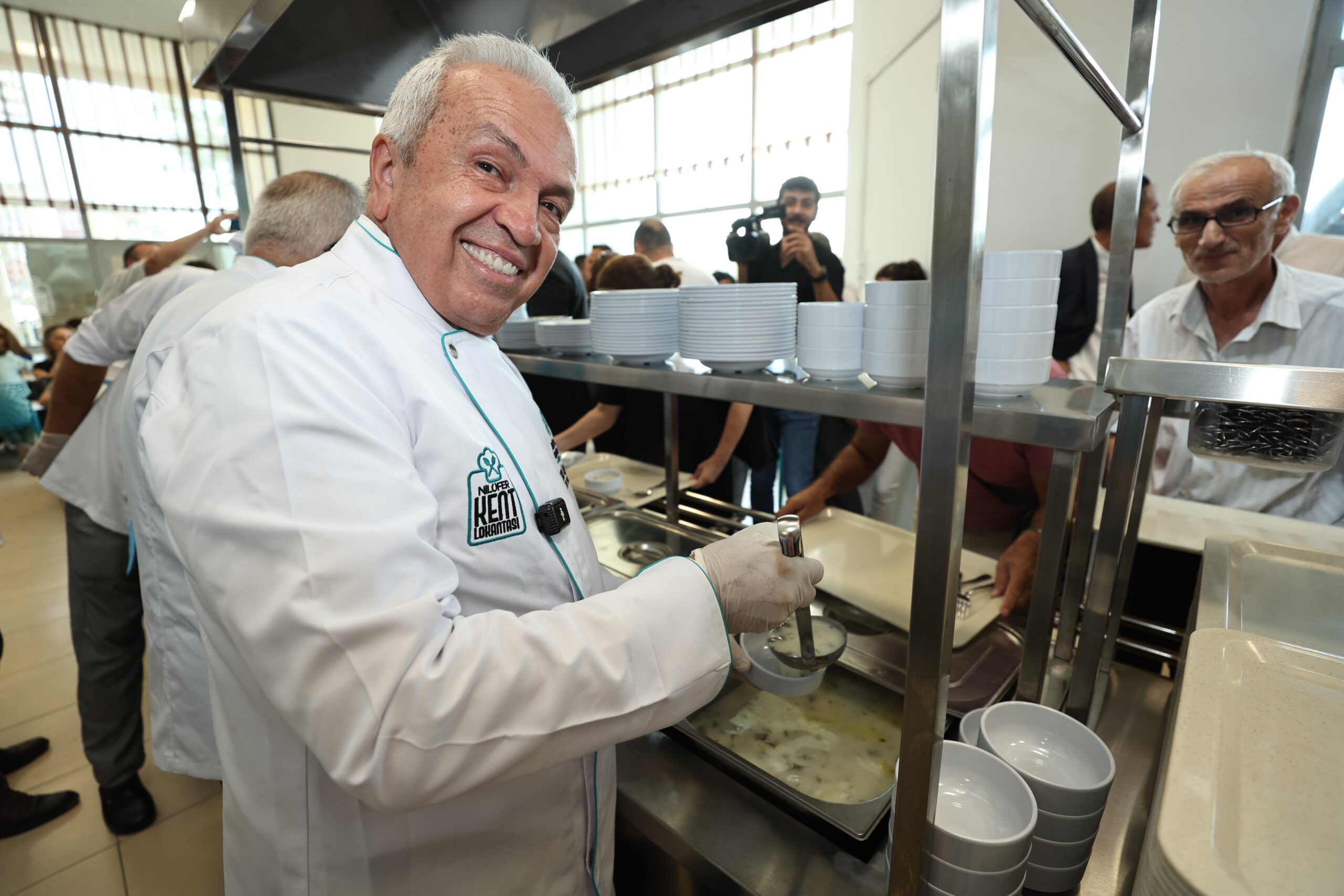 NİLÜFER'DE SERVİS BAŞKAN ÖZDEMİR'DEN