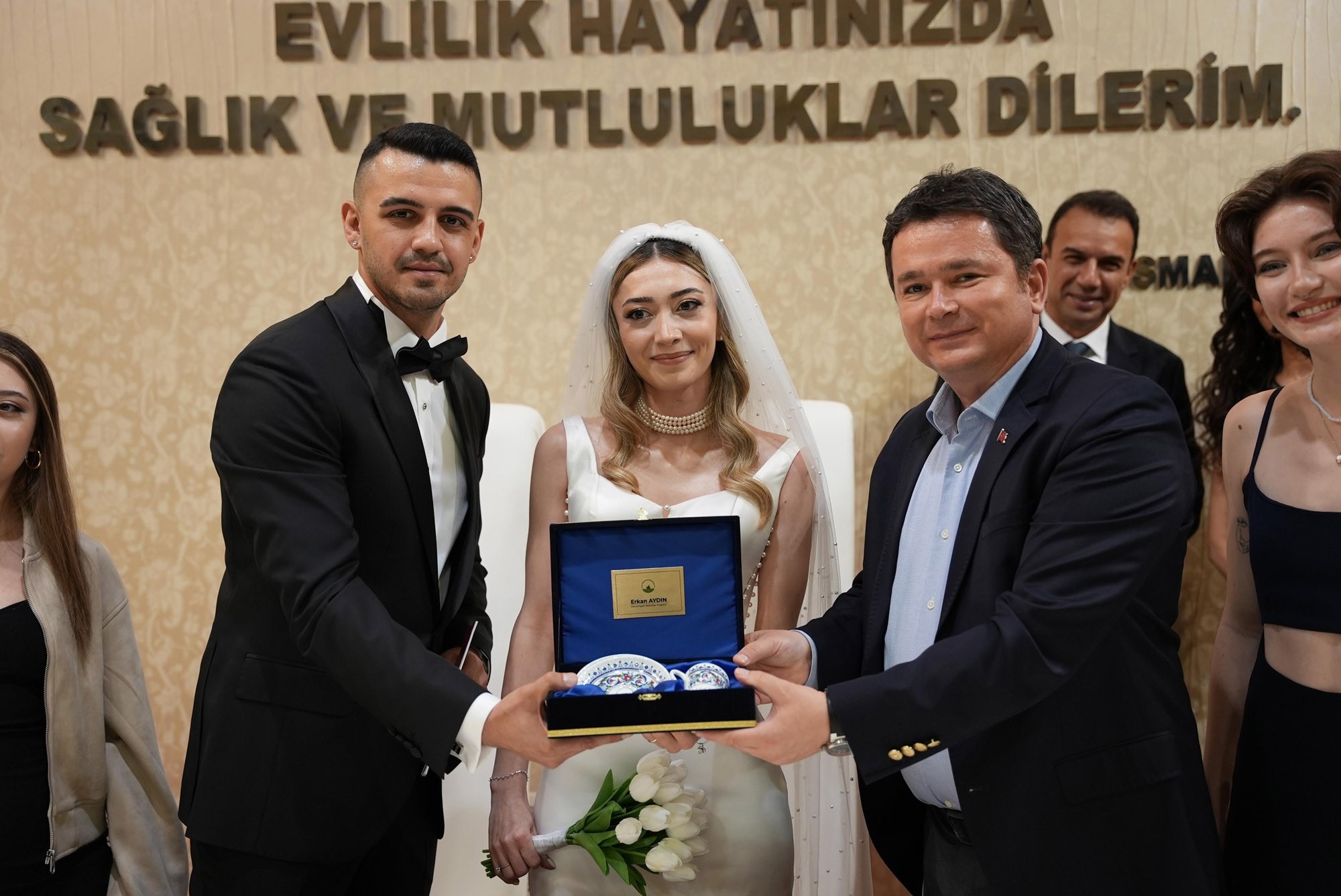 OSMANGAZİ'DE 1 YILDA 6 BİN 636 NİKAH KIYILDI