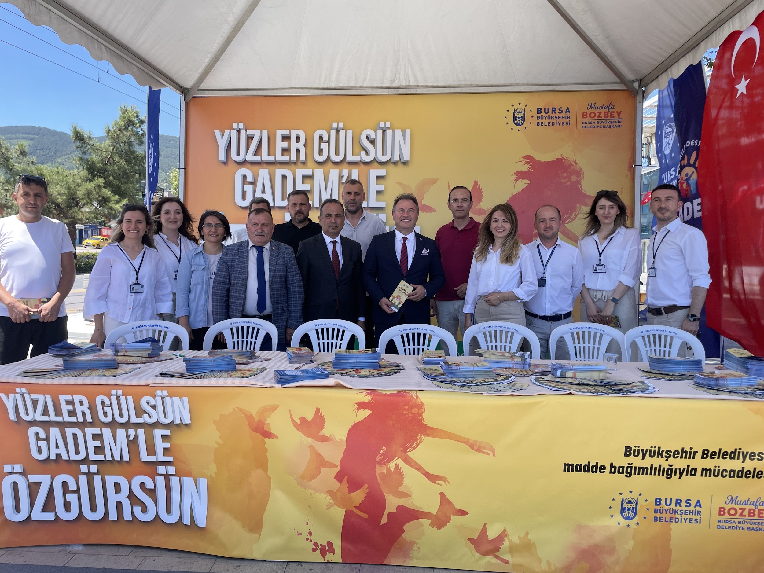 BÜYÜKŞEHİR BELEDİYESİ, BAĞIMLILIKLA MÜCADELEYİ SÜRDÜRÜYOR