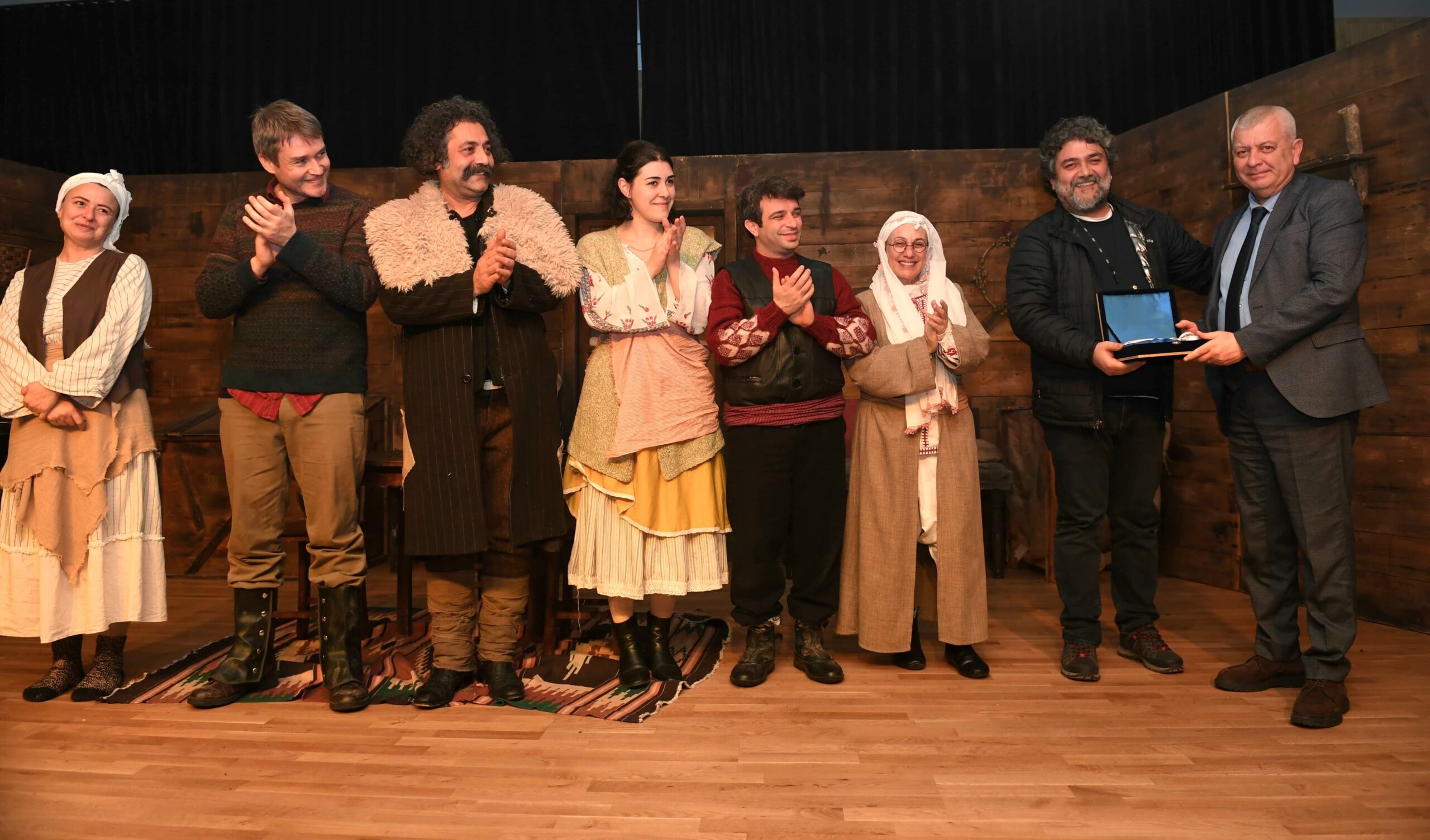 Nevbahar Mübadele Yüzyıllık Sürgün’ Osmangazi’de Sahnelendi