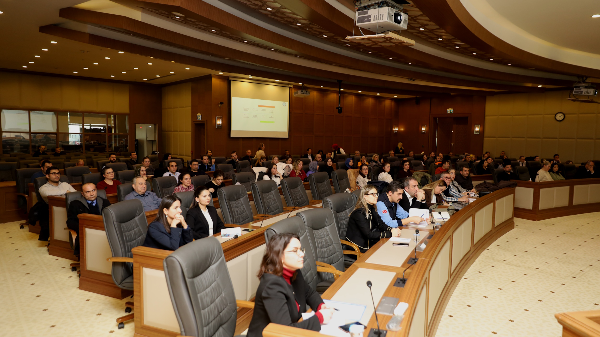 Büyükşehir’den çalışanlara oryantasyon eğitimi