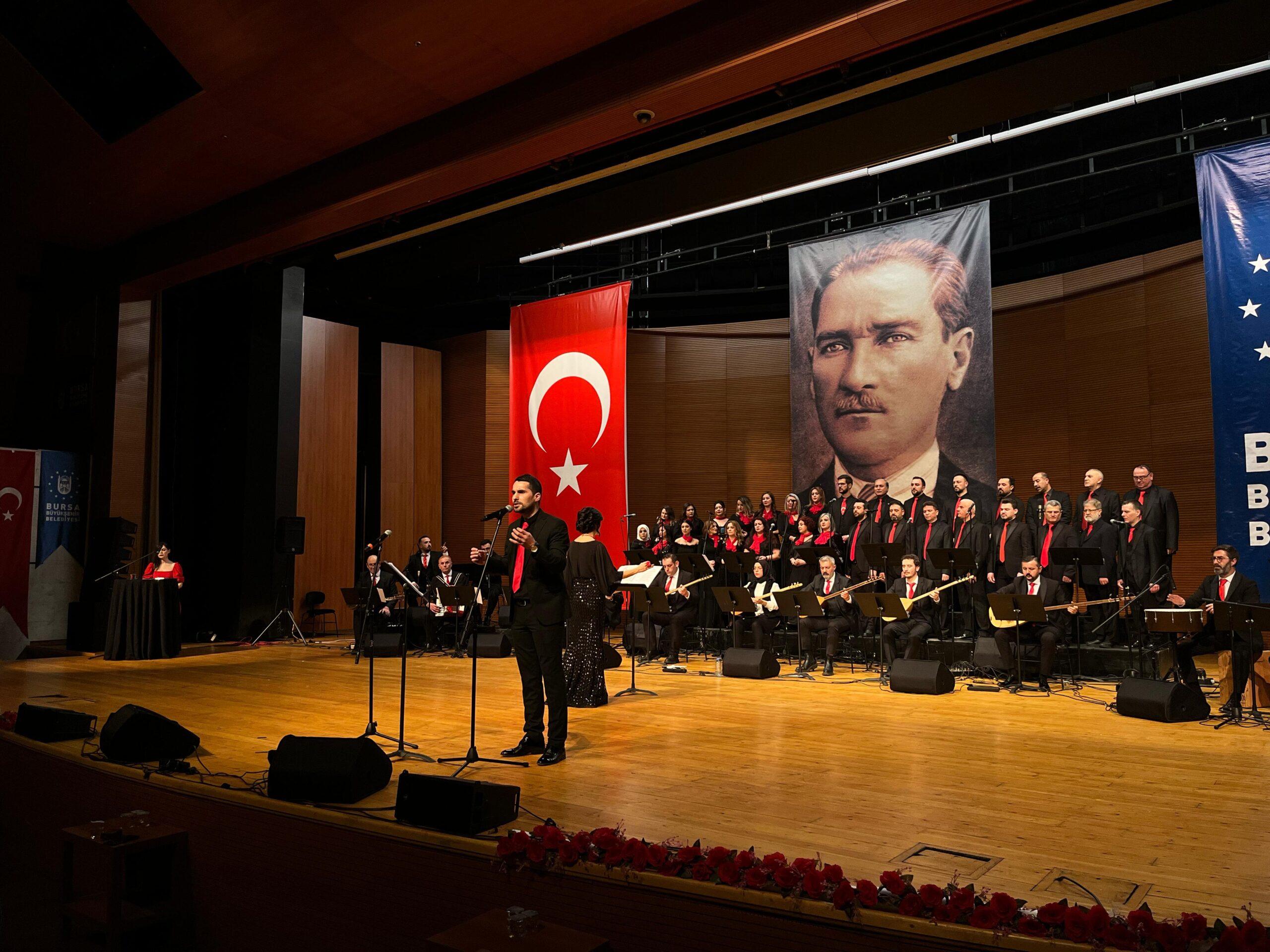 Büyükşehir sanatçılarından muhteşem konserler