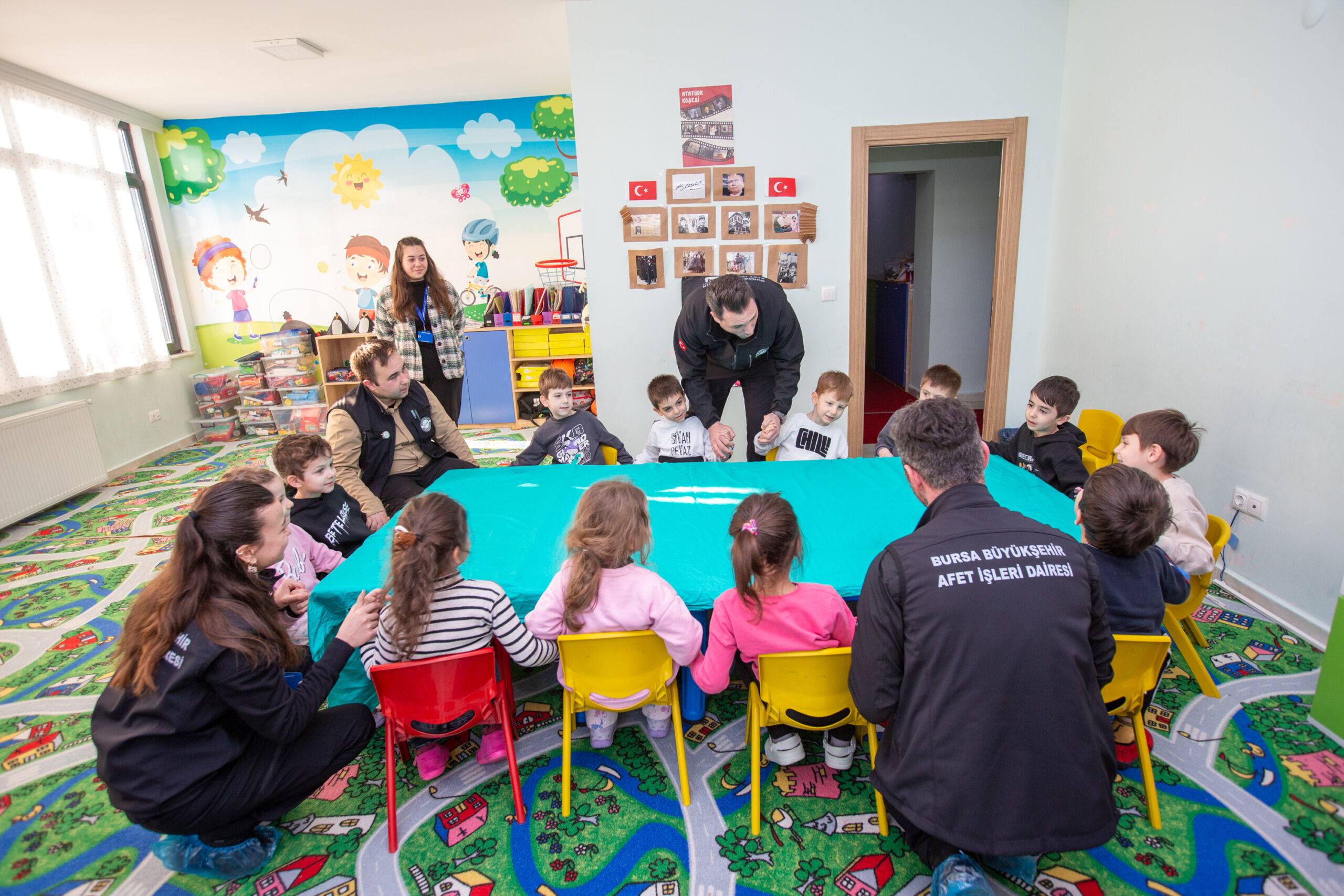 Büyükşehir’den çocuklara temel afet bilinci eğitimi
