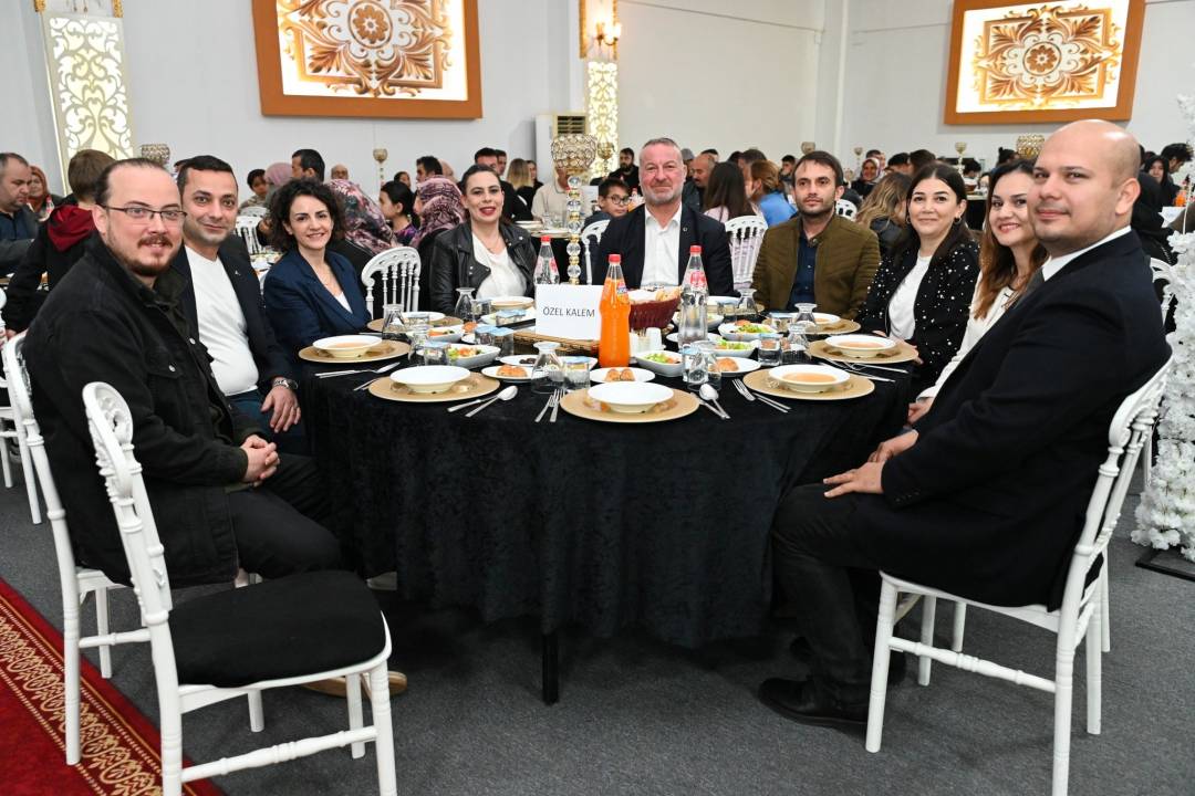 Başkan Karabatı personeliyle iftarda buluştu: “Sizlerle gurur duyuyorum”