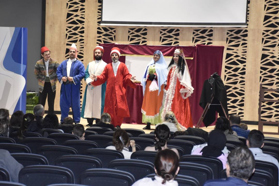 “Fotoğrafçı” Karacabeylilerden tam not aldı