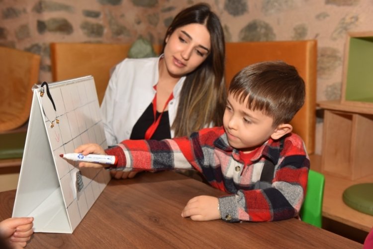 Molla Yegân'da ders zili çaldı!