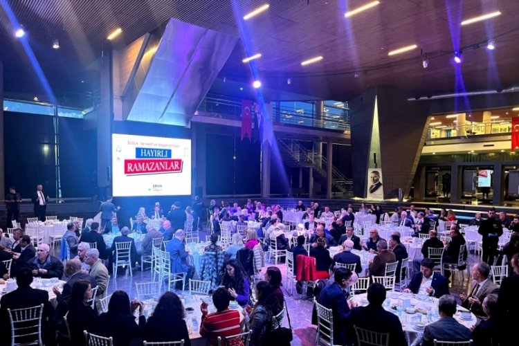 Başkan Aydın muhtarlar ve meclis üyelerine iftar verdi