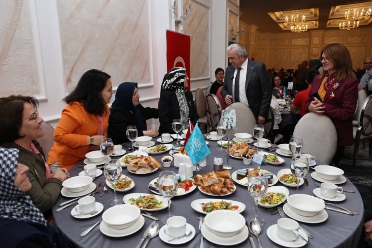 Nilüfer Belediye Başkanı Özdemir: "Şehit aileleri ve gazilerimizin her daim yanındayız"