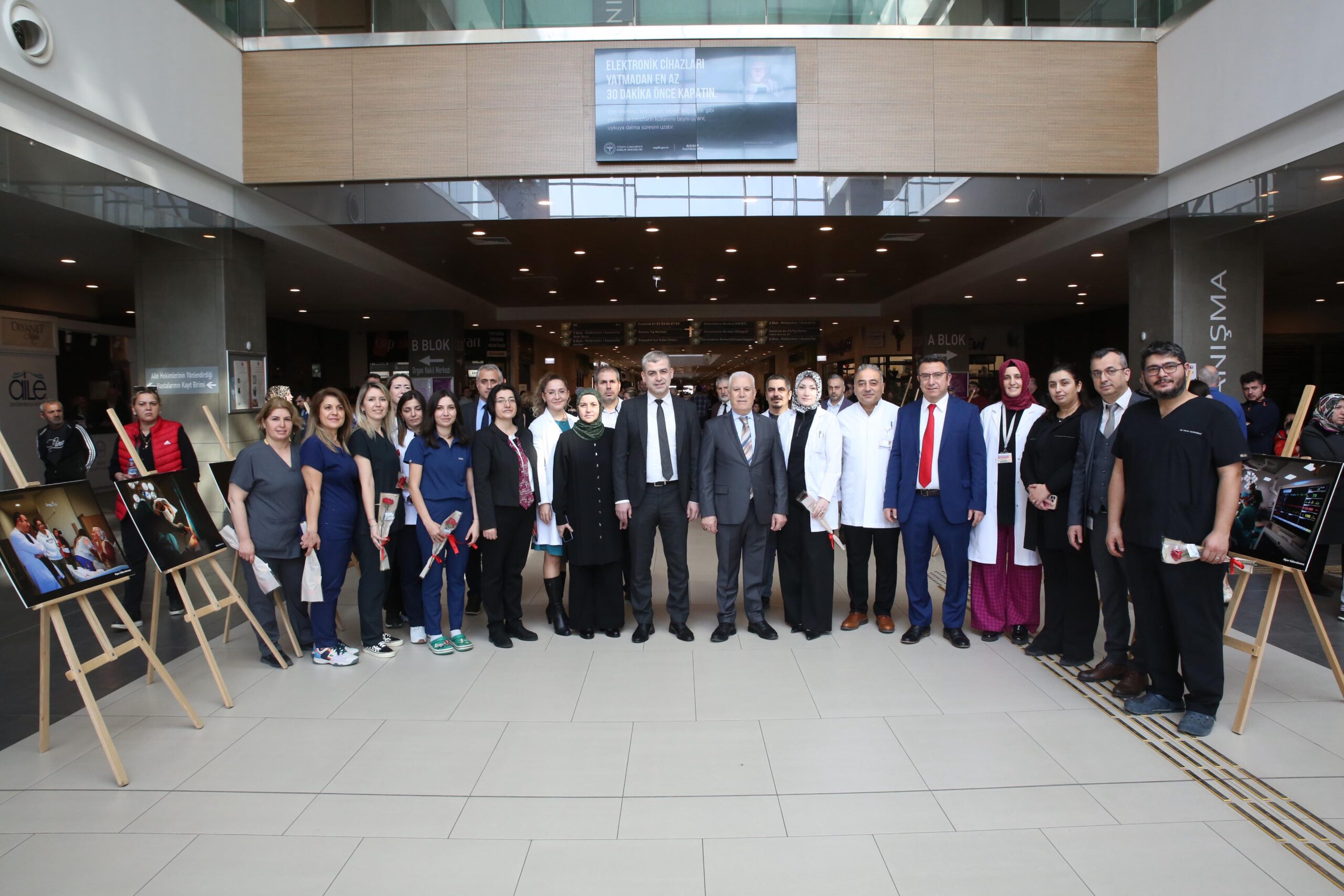 Başkan Bozbey’den 14 Mart Tıp Bayramı ziyareti