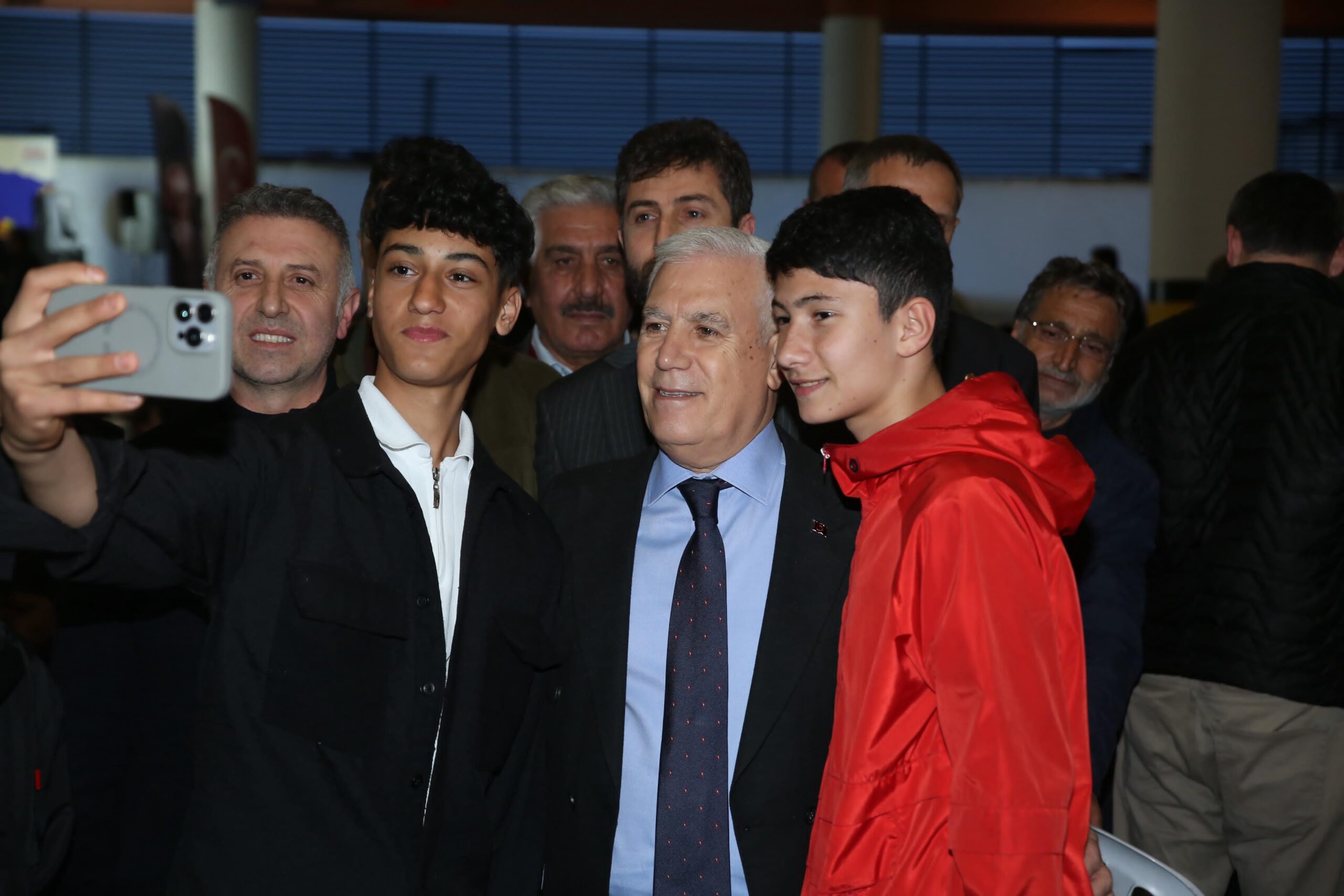 Başkan Bozbey, “Yaptığımız çalışmalar meyvelerini vermeye başladı”