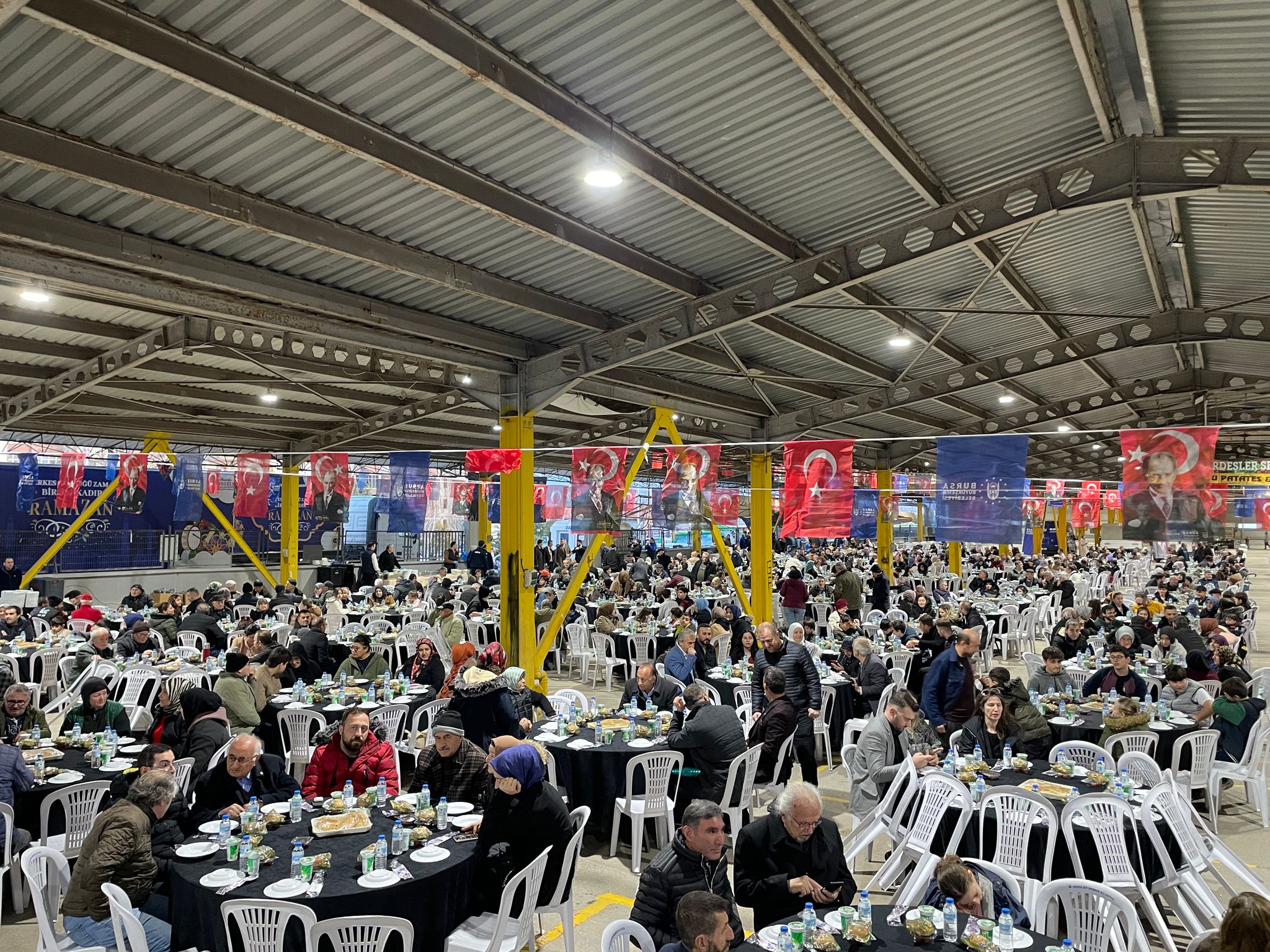Başkan Bozbey: "Ramazan ayında 200 bin vatandaşımızı aynı sofrada buluşturduk”