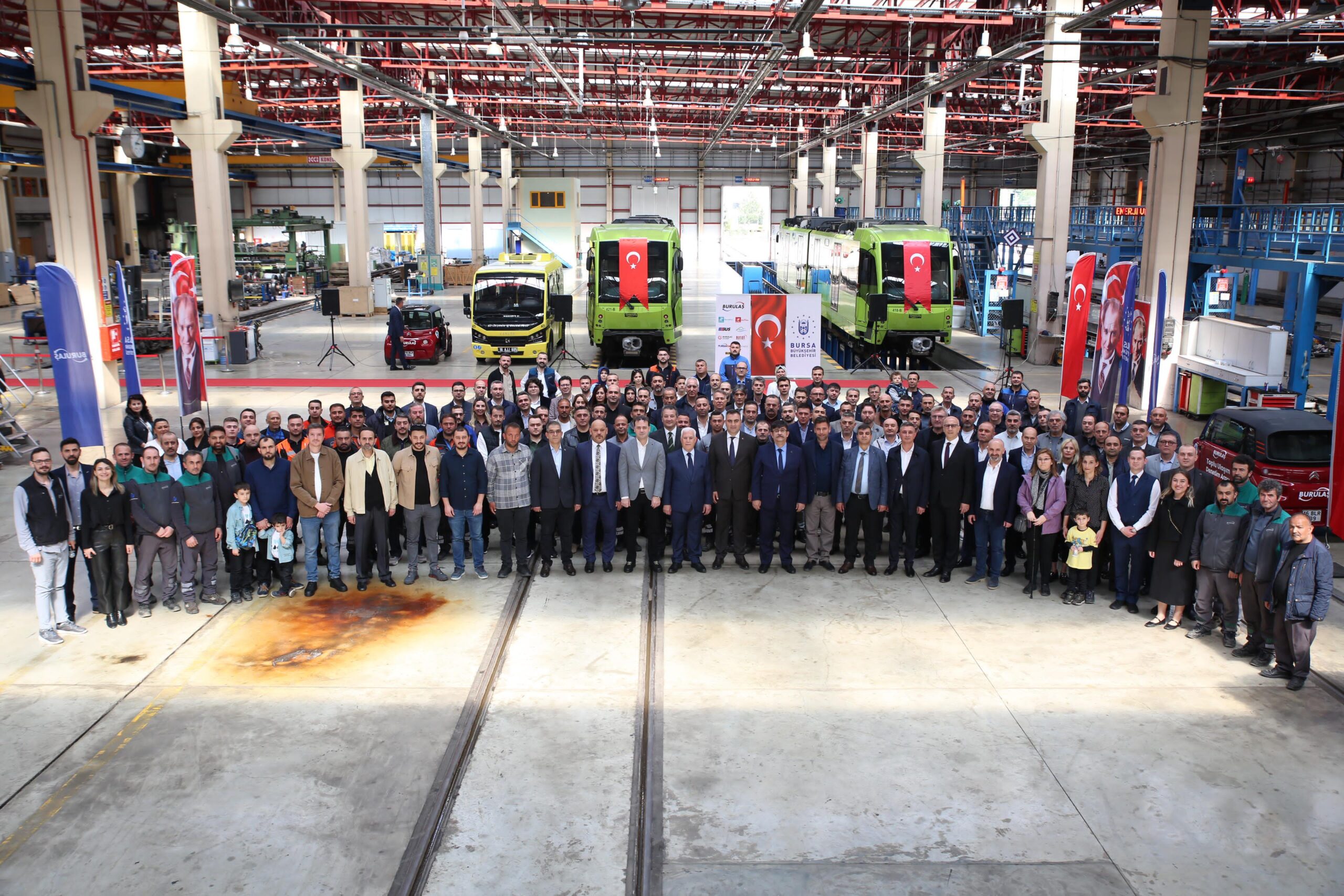 Başkan Bozbey'den bayramda çalışan ekiplere ziyaret