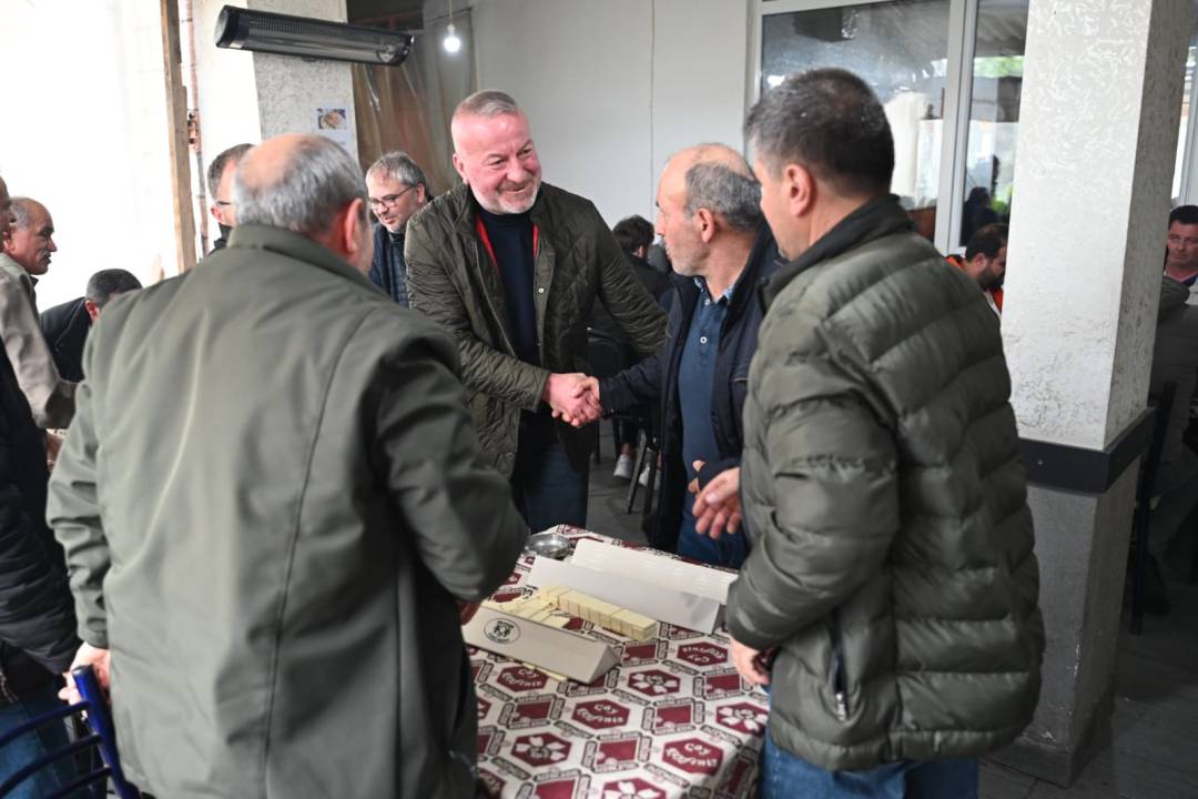 Başkan Karabatı her daim halkla içe içe!