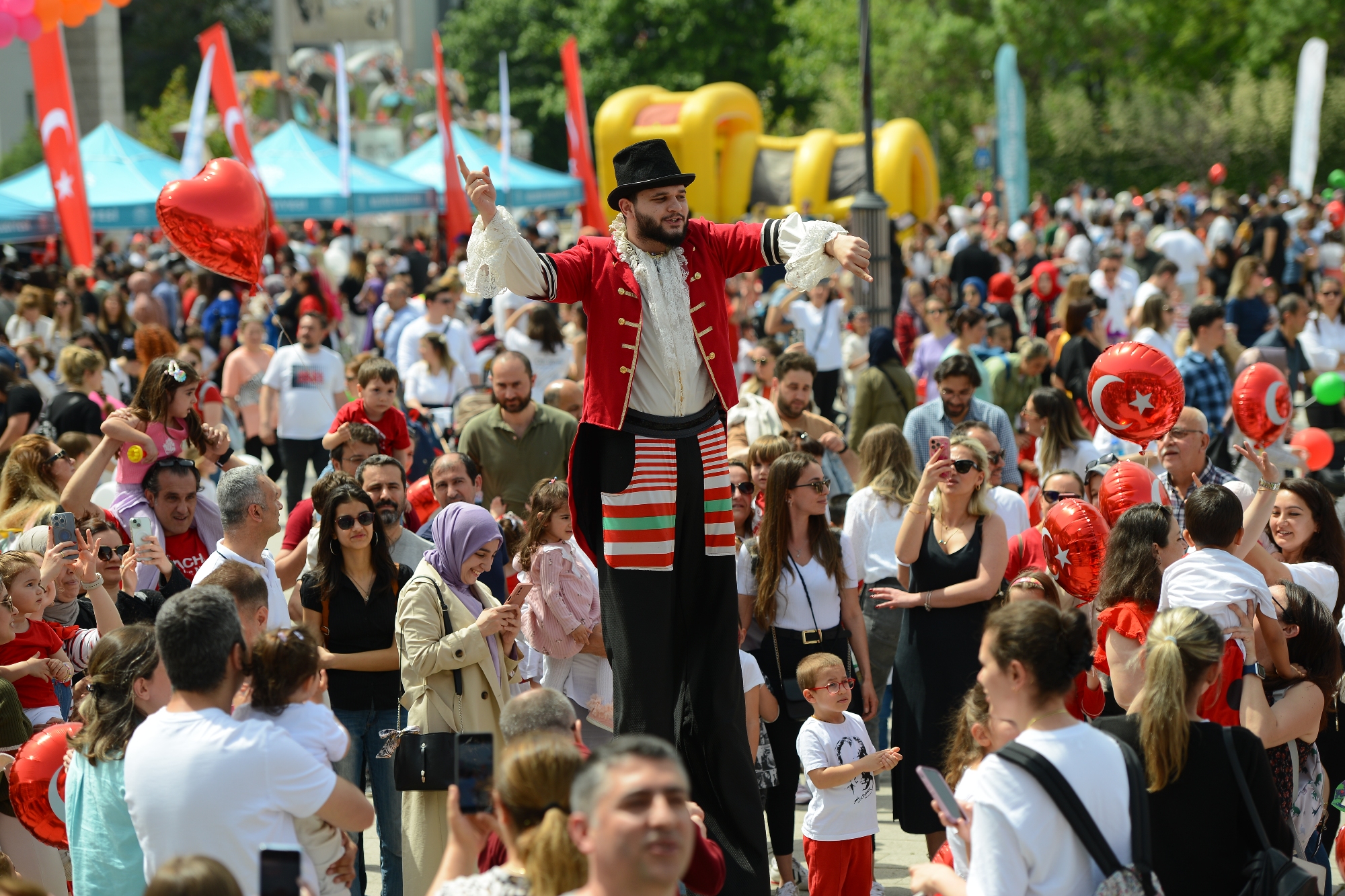 Nilüfer’de 23 Nisan Çocuk Bayramı’na renkli kutlama