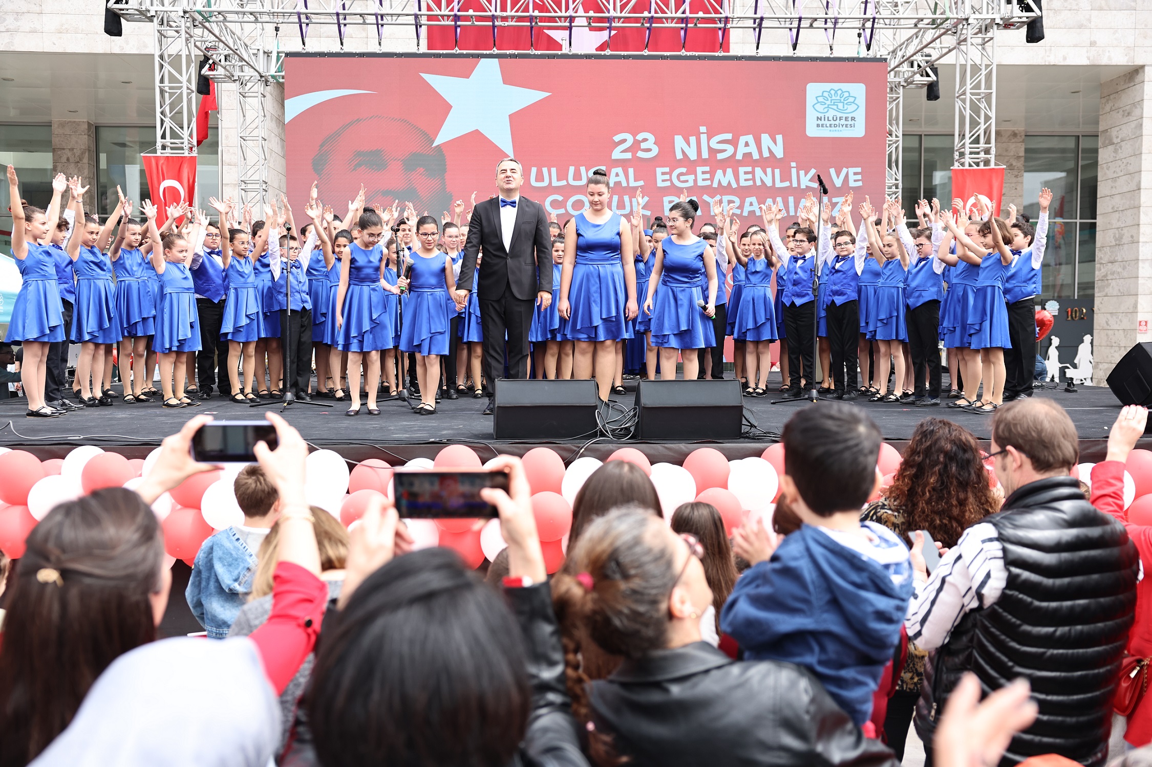 Çocukların bayramı Nilüfer’de büyük sevinçle kutlandı