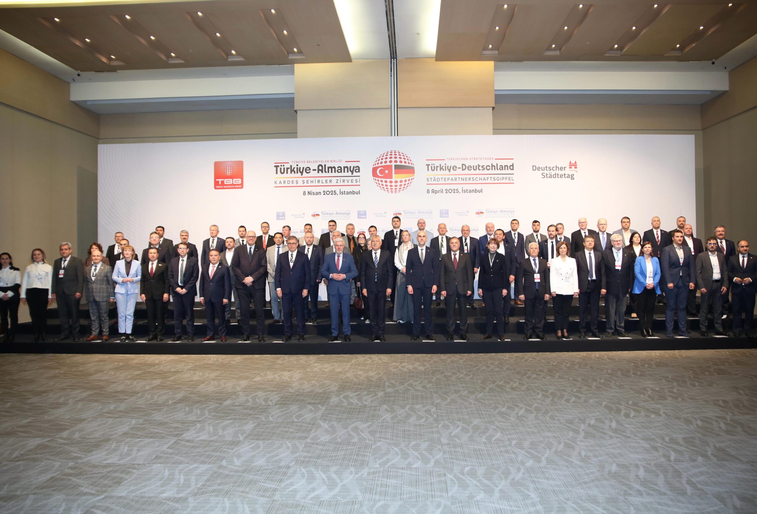 Başkan Mustafa Bozbey, Türkiye-Almanya Kardeş Şehirler Zirvesi’ne katıldı