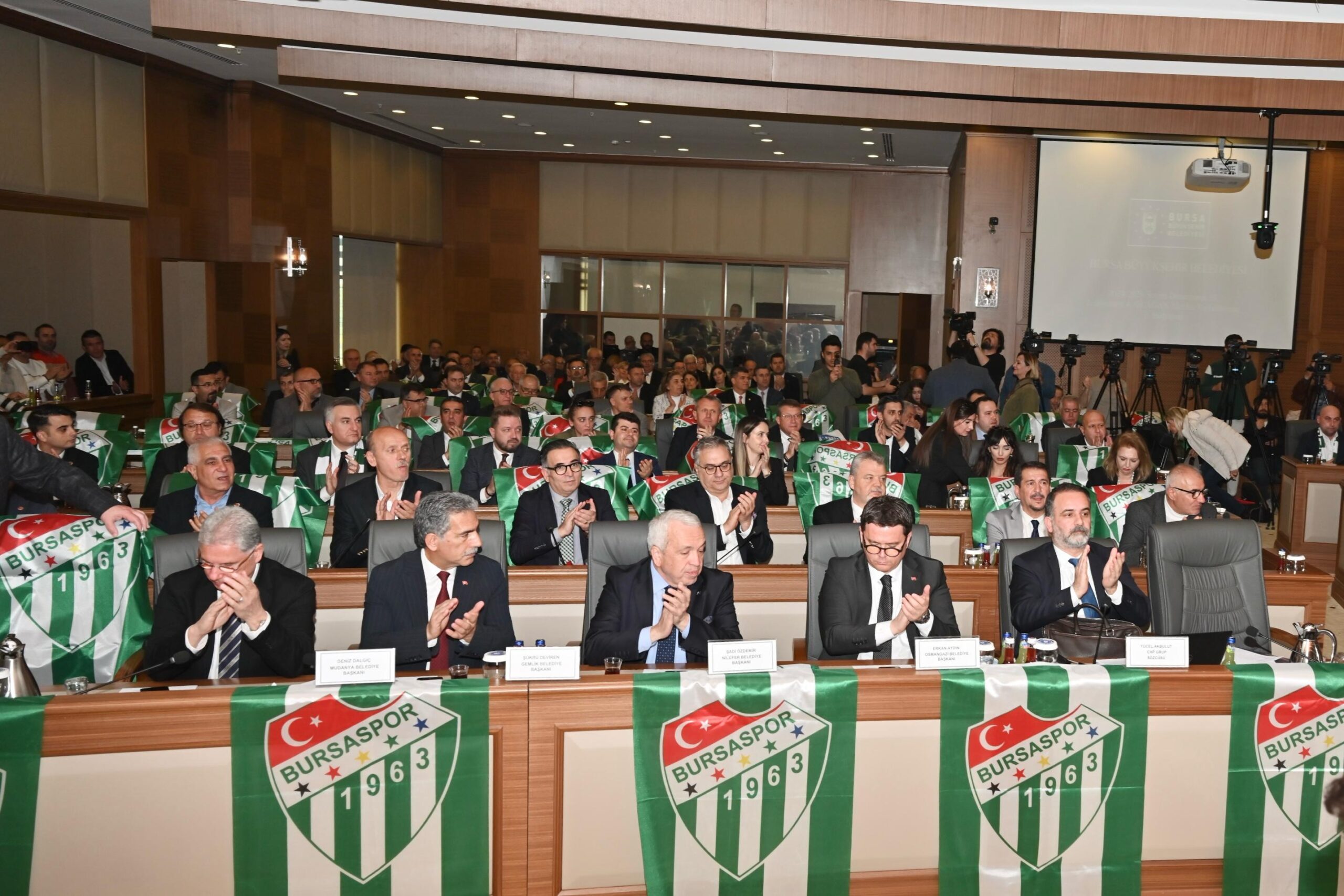 Büyükşehir 2024 Yılı Faaliyet Raporu’na onay