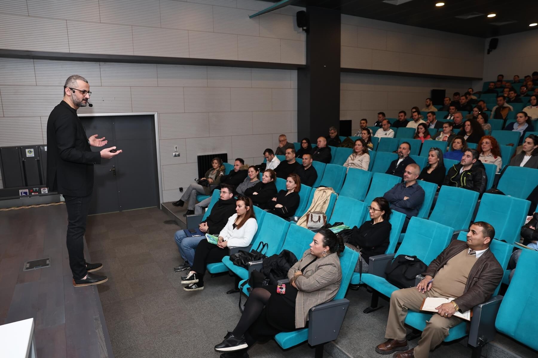 Nilüfer’de “Kamu İhale Mevzuatı” eğitimi