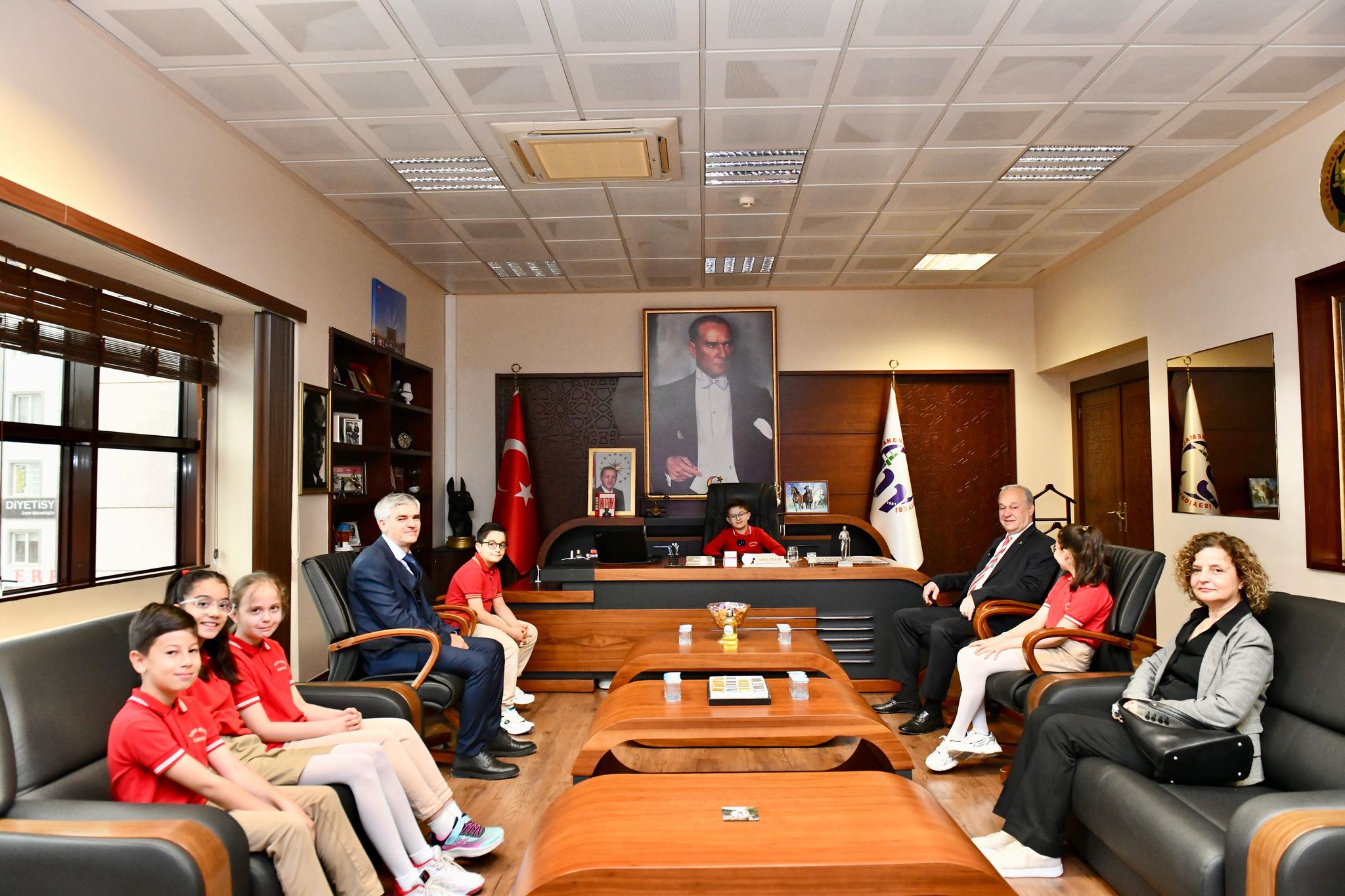 BAŞKAN ERDEM KOLTUĞU YUSUF GÜNDOĞDU’YA DEVRETTİ