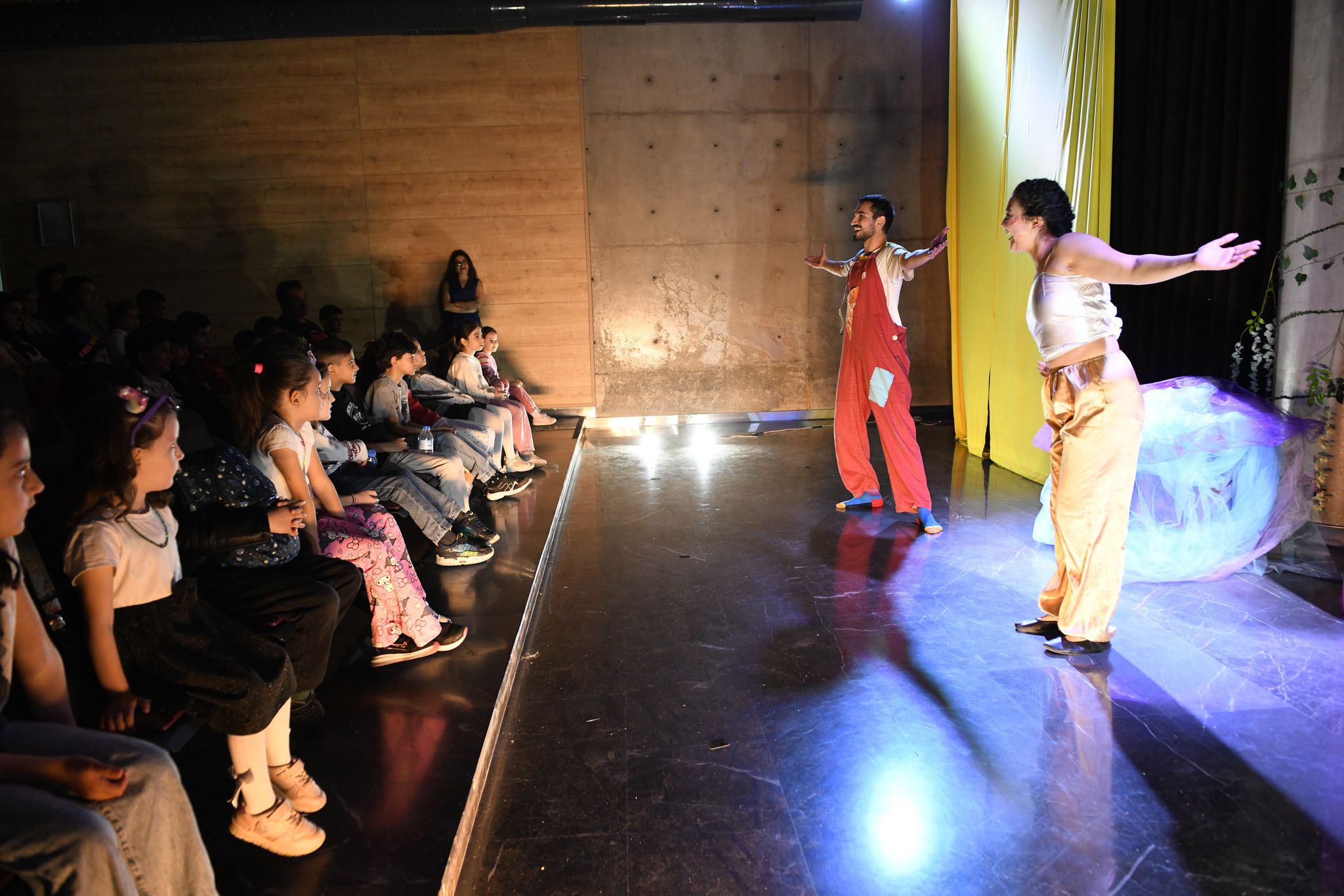 Osmangazi Belediyesi’nden çocuklara tiyatro şöleni