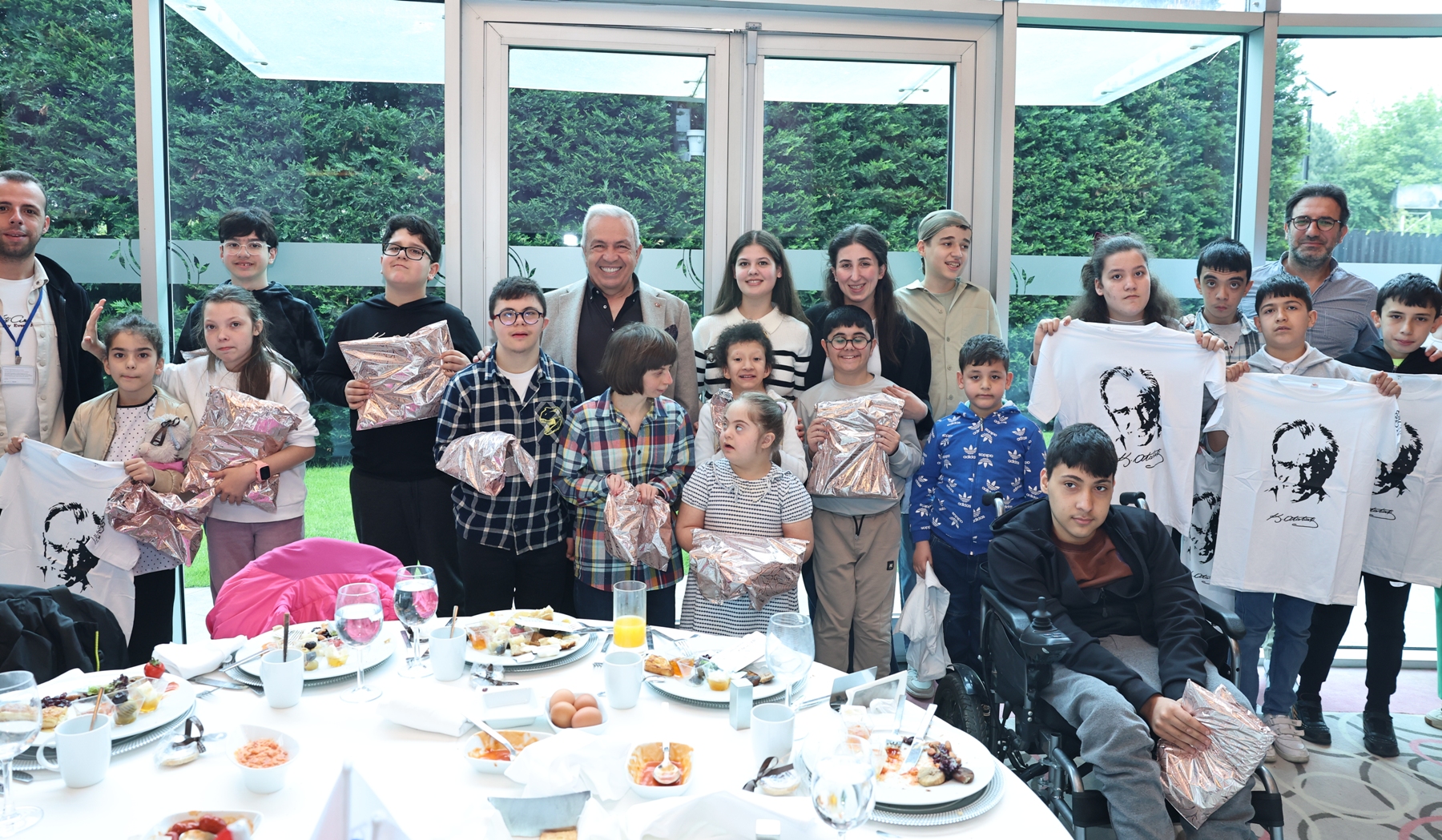 BAŞKAN ŞADİ ÖZDEMİR: SORUNLARIN FARKINDA OLURSAK ÇÖZEBİLİRİZ