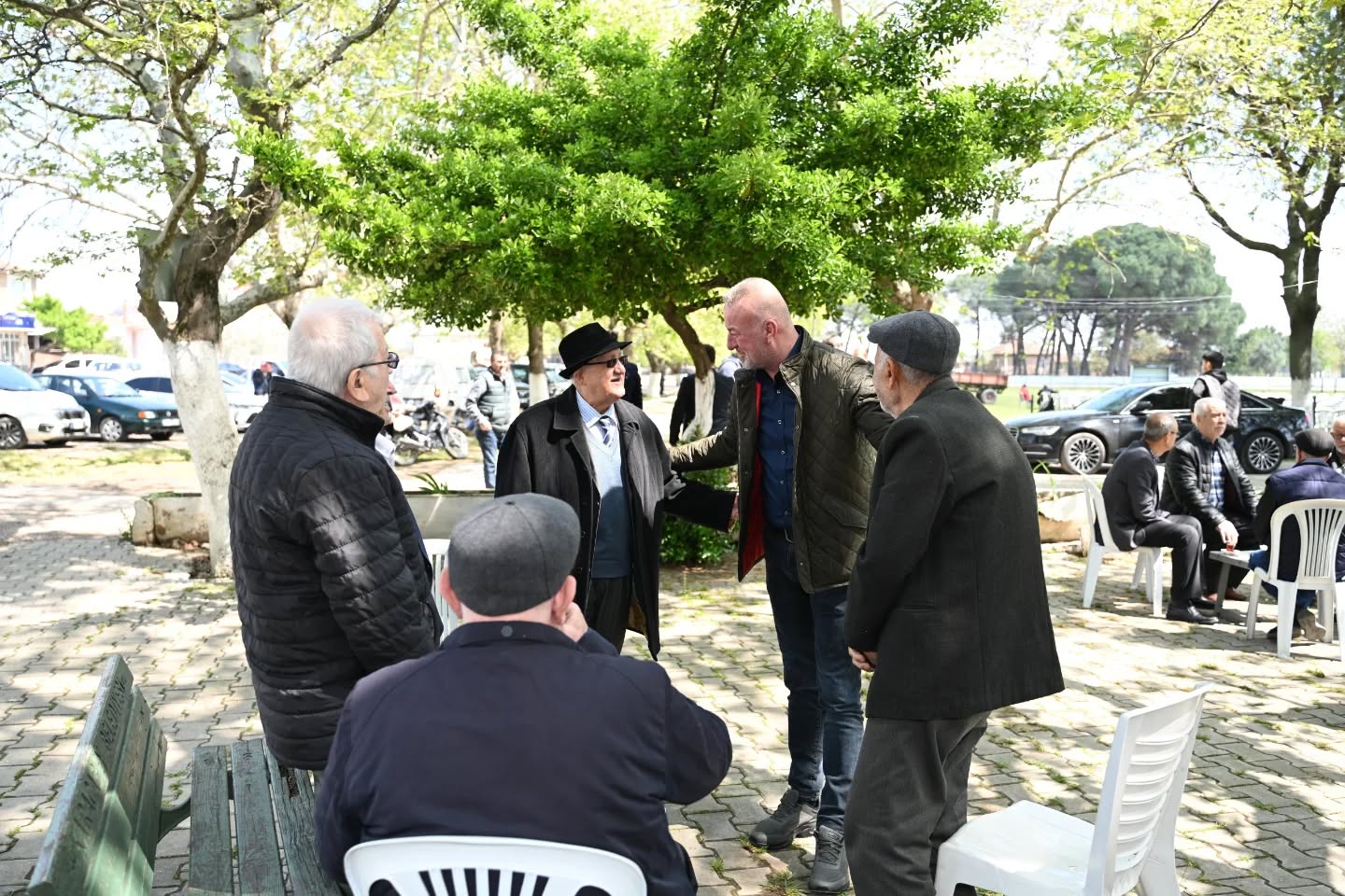 Başkan Karabatı’dan halkla iç içe belediyecilik anlayışı