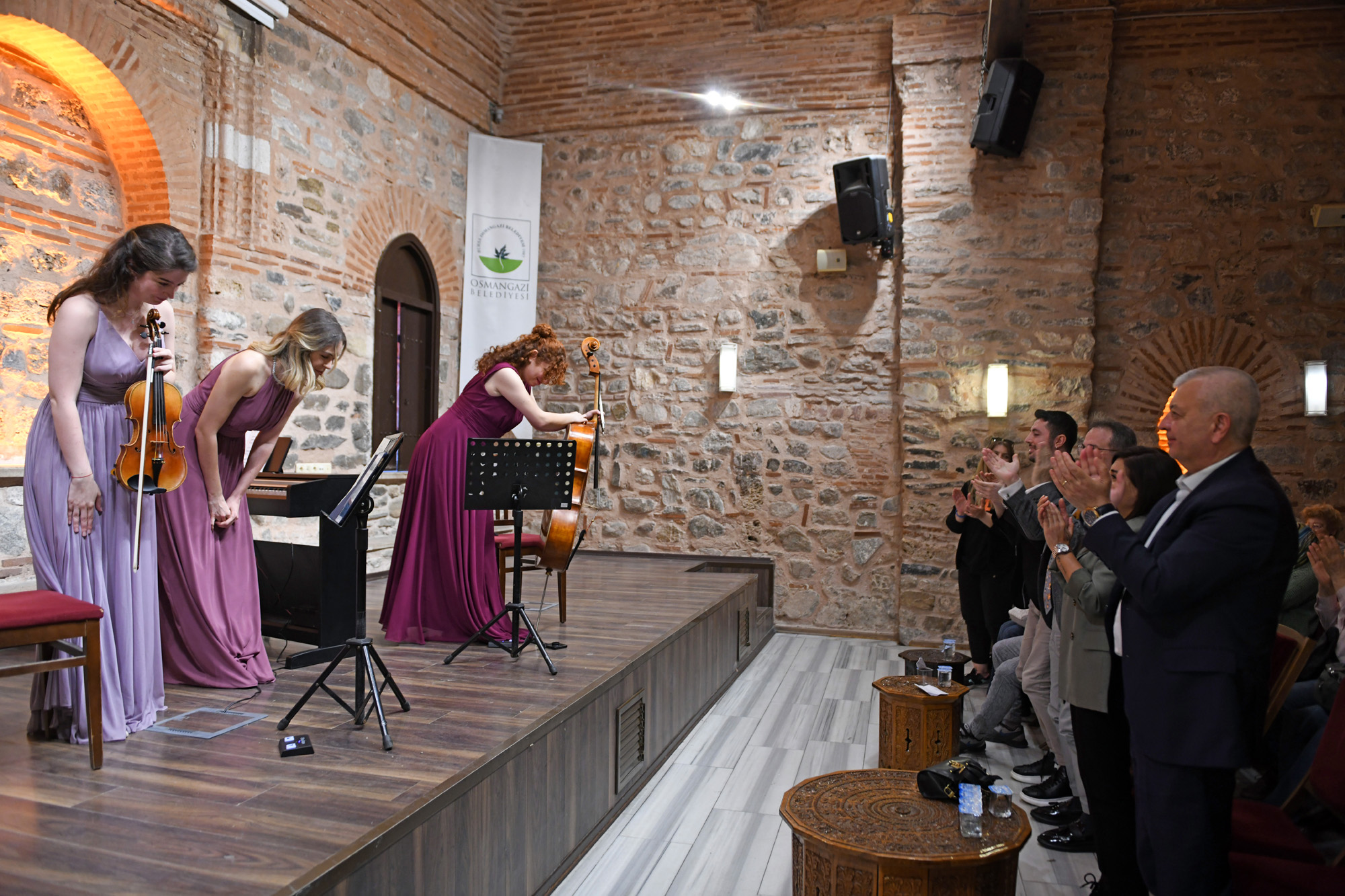 Sanatseverler klasik müziğin büyüsüne kapıldı