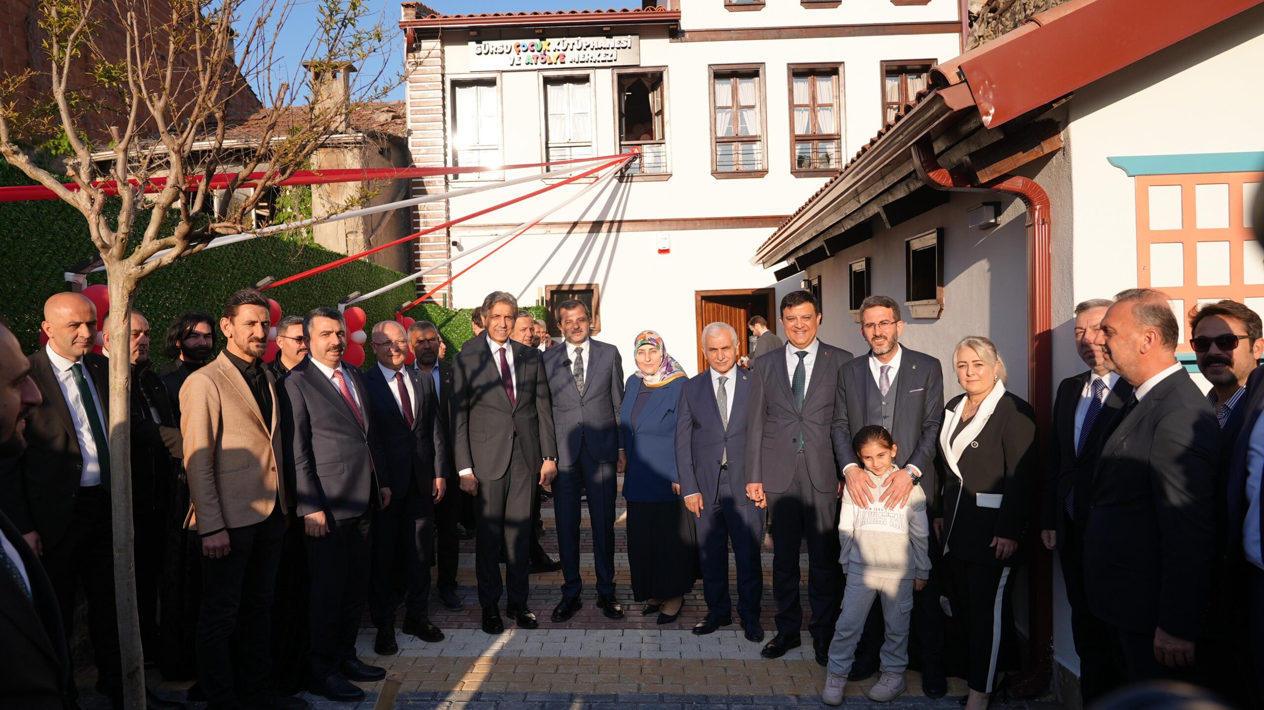 GÜRSU’NUN ÇOCUK KÜTÜPHANESİ AÇILDI