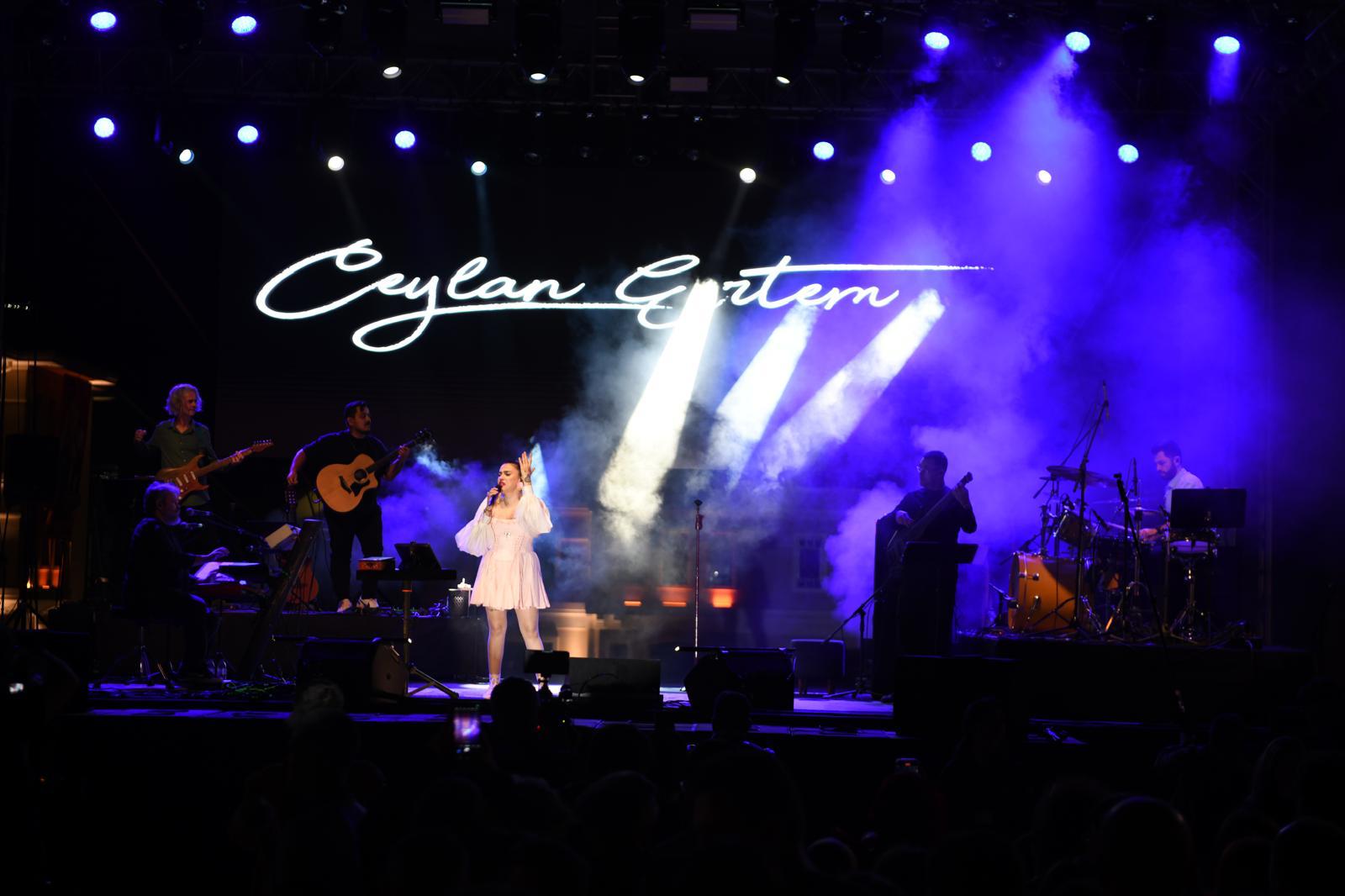 Osmangazi’de 19 Mayıs coşkusu konserlerle doruğa çıktı