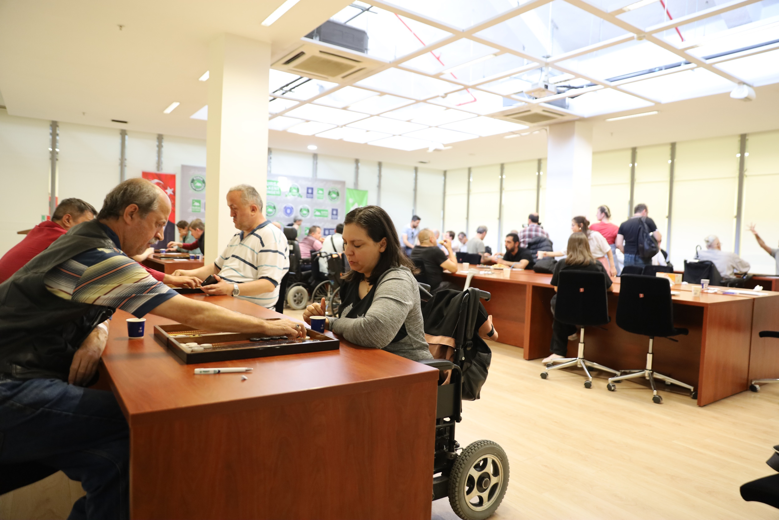 Bursa'da zarlar eşitlik için atıldı