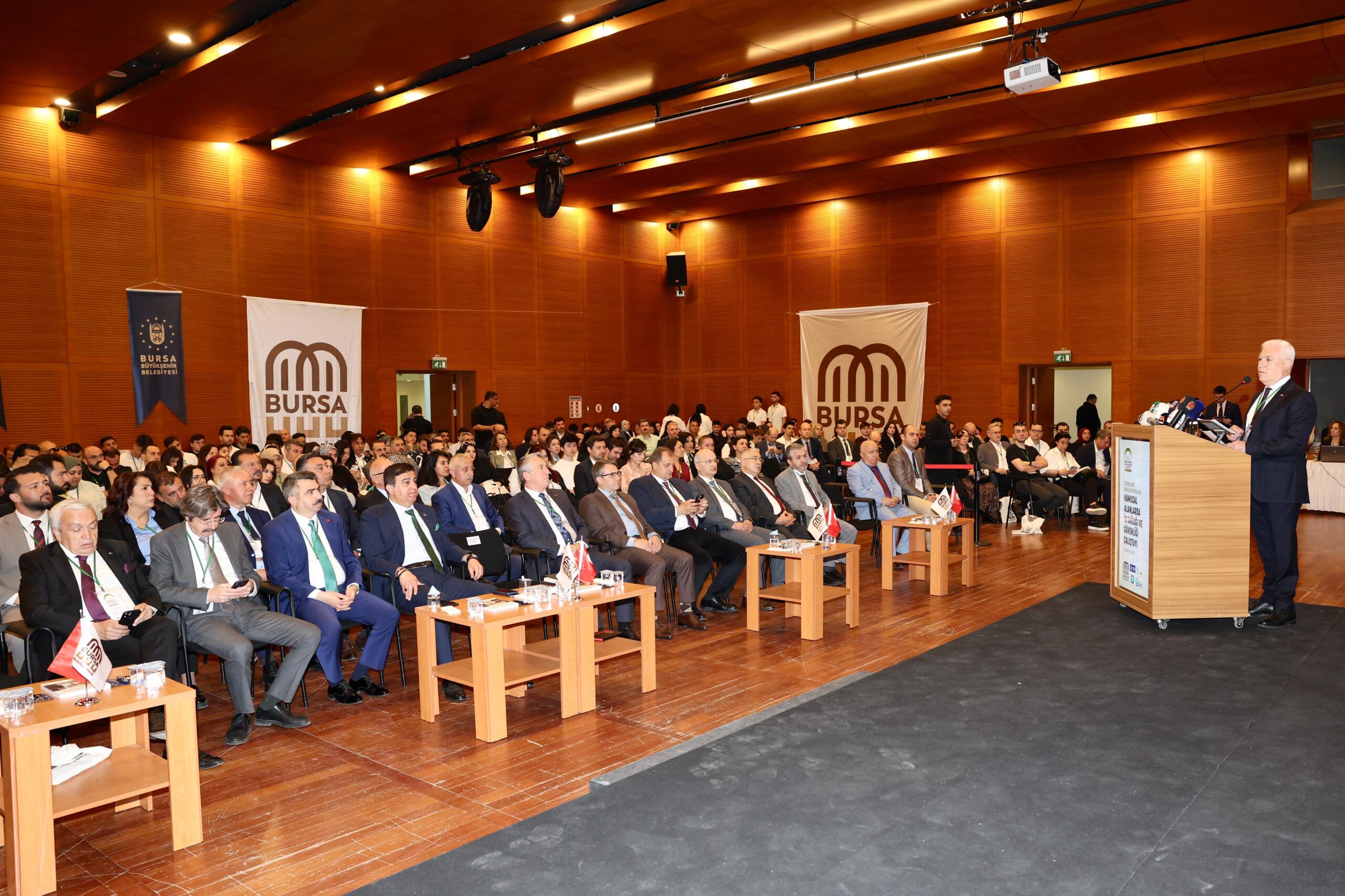 Bursa'da ‘Kamusal Alanlarda İş Sağlığı ve İş Güvenliği Çalıştayı’