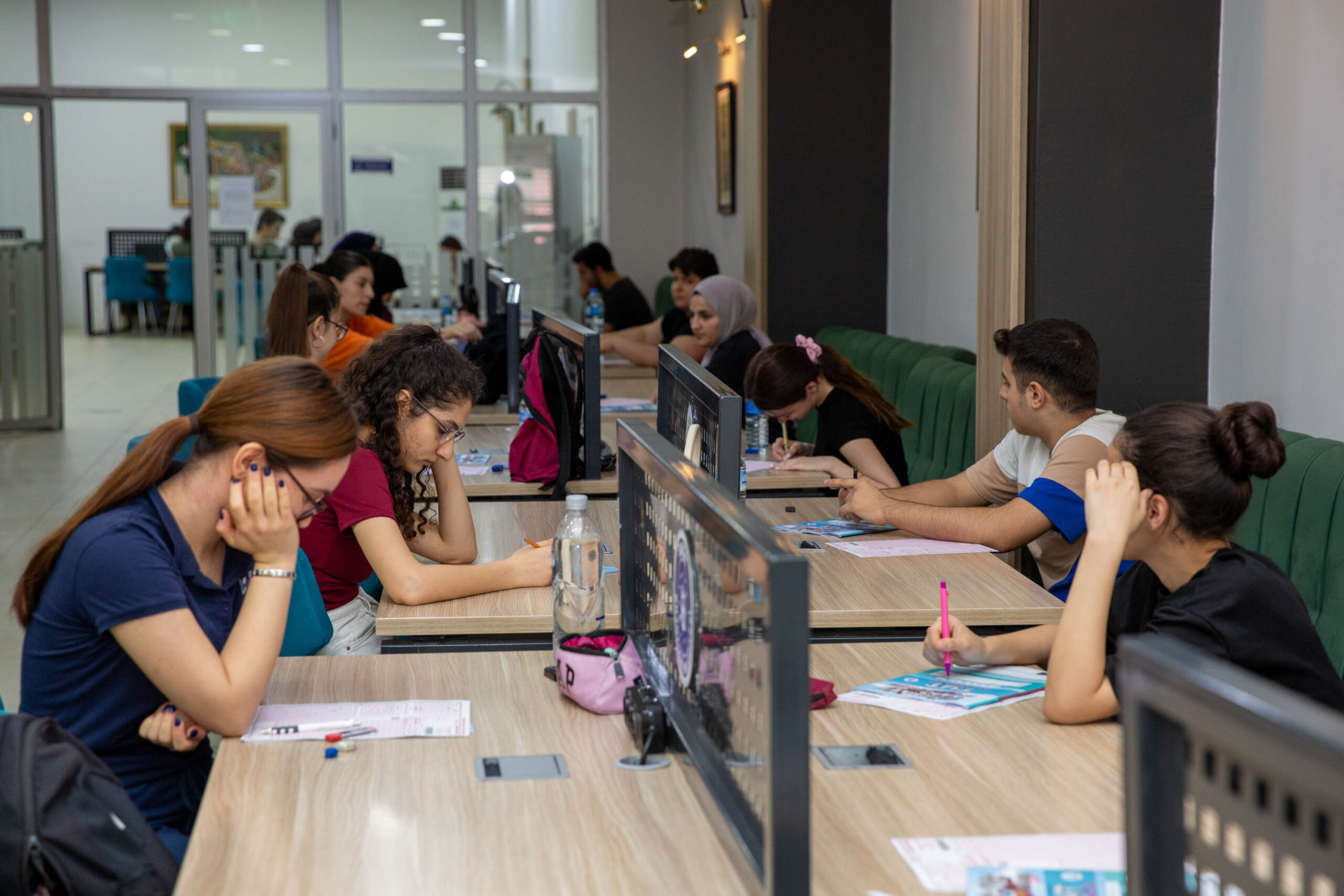 Büyükşehir’den üniversite adaylarına sınav provası