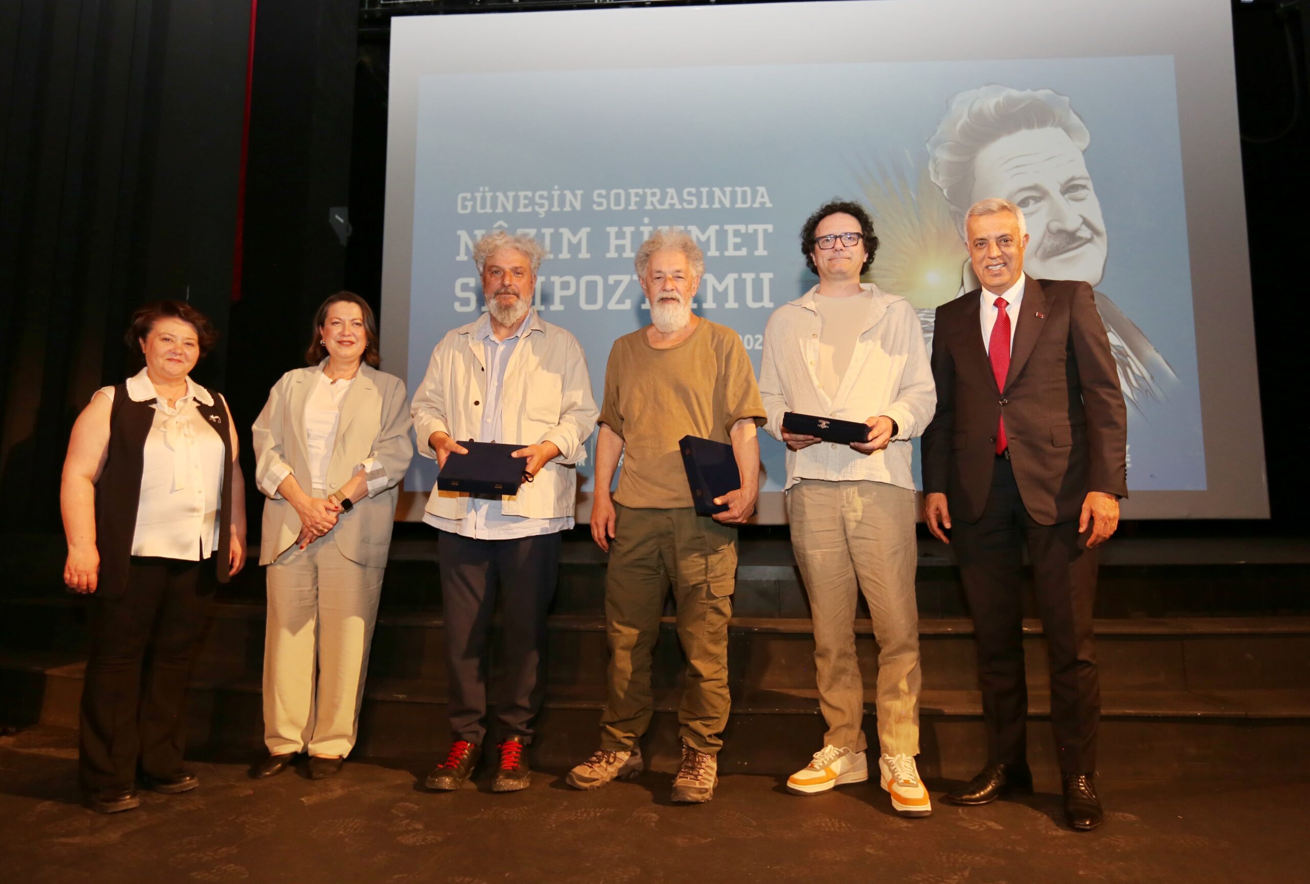 Büyükşehir’den Nâzım Hikmet anısına sempozyum