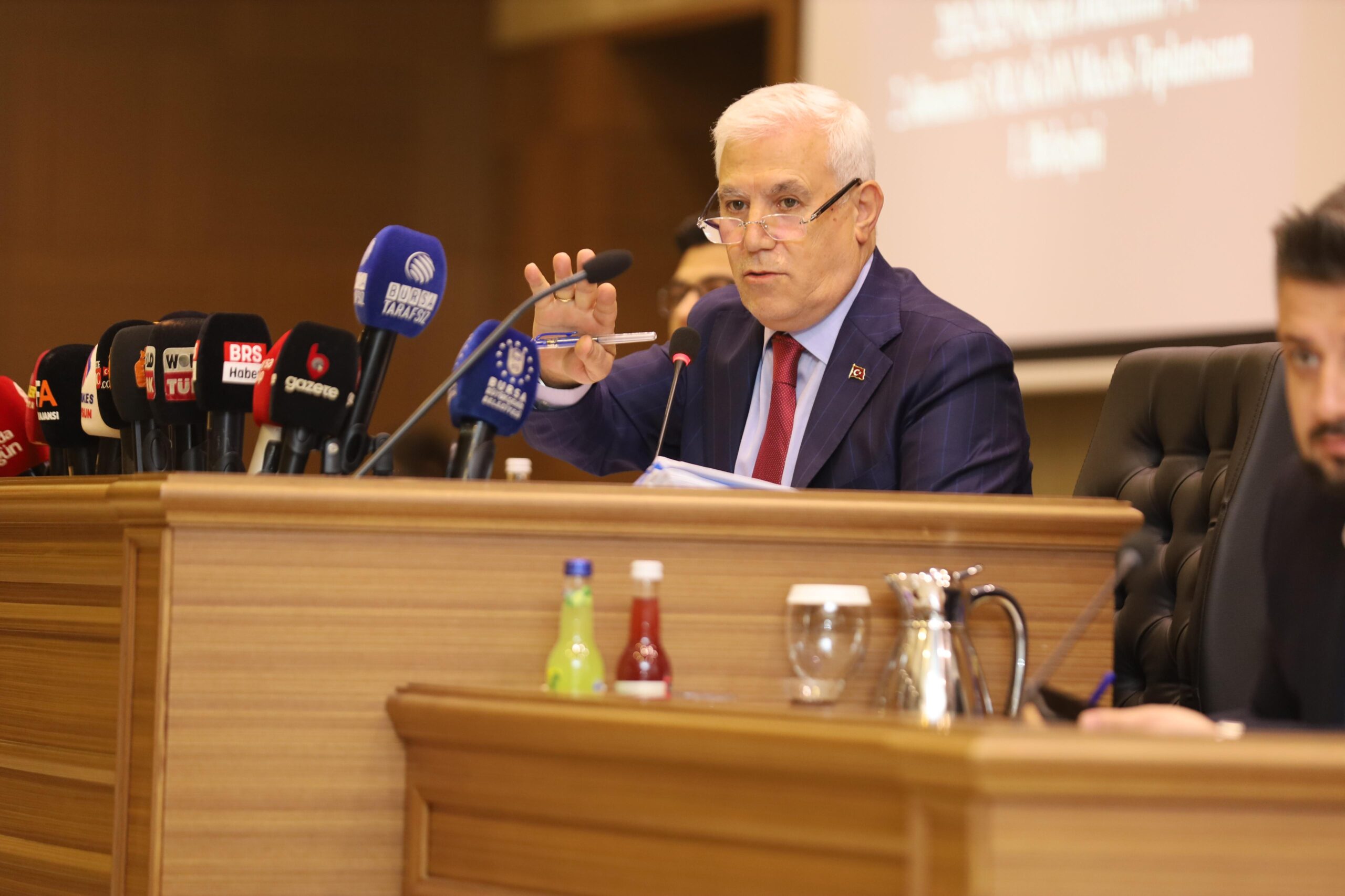 Başkan Bozbey, “BUSKİ belediyeye muhtaç duruma düşmüştür”