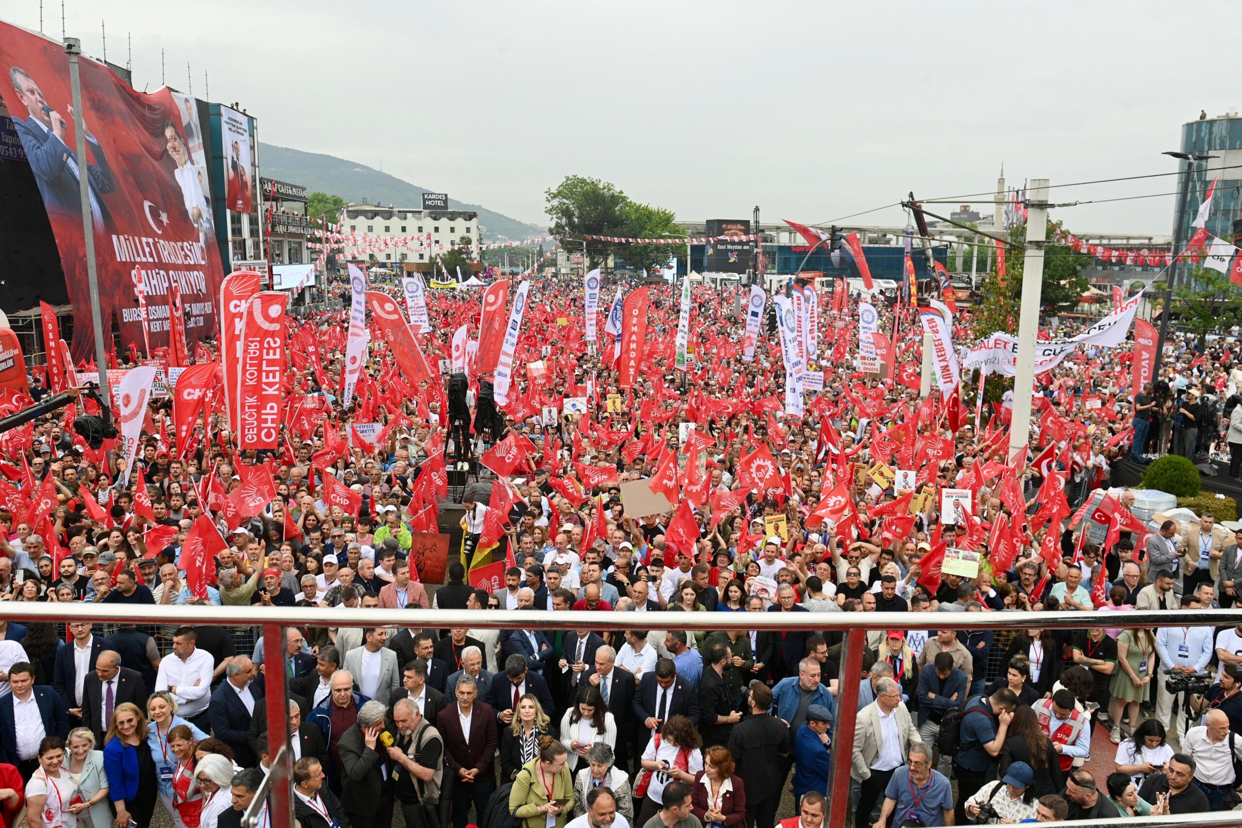 Başkan Bozbey'den adalet ve demokrasi çağrısı