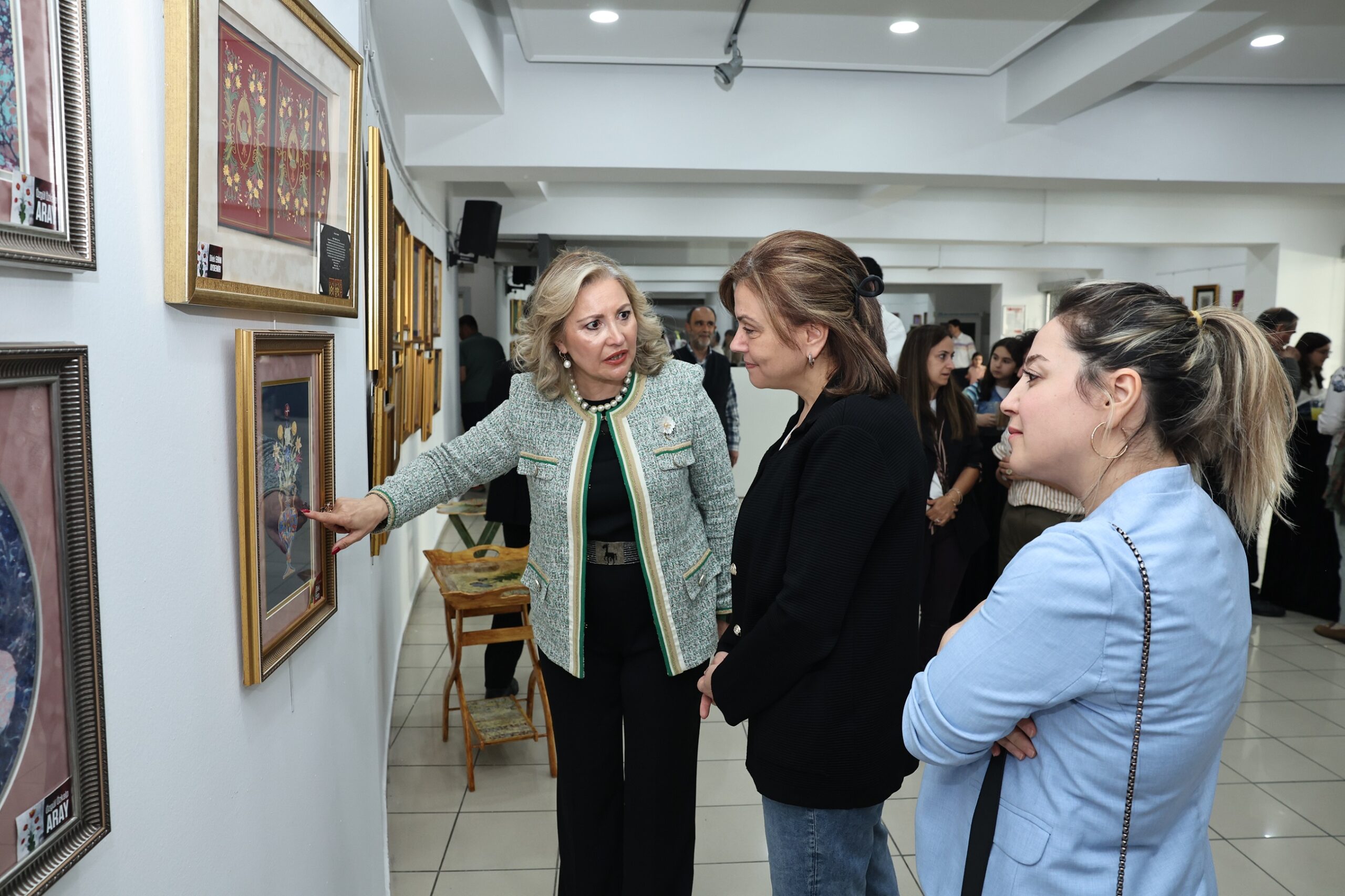 Ebru ve Kaat’ı sergisi Konak Kültürevi’nde