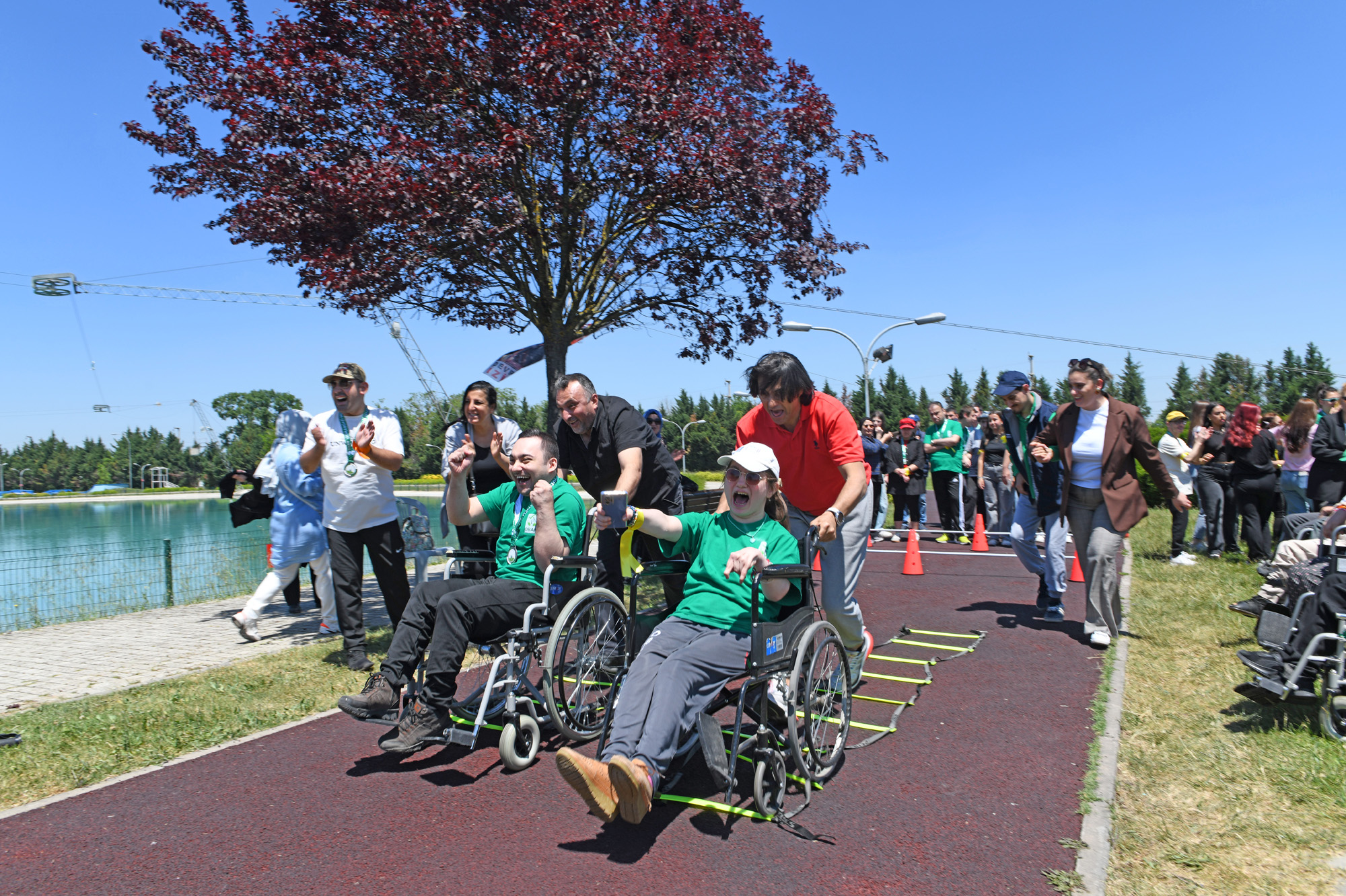 Engelliler Haftası’nda uçurtma şenliği ile farkındalık oluşturuldu