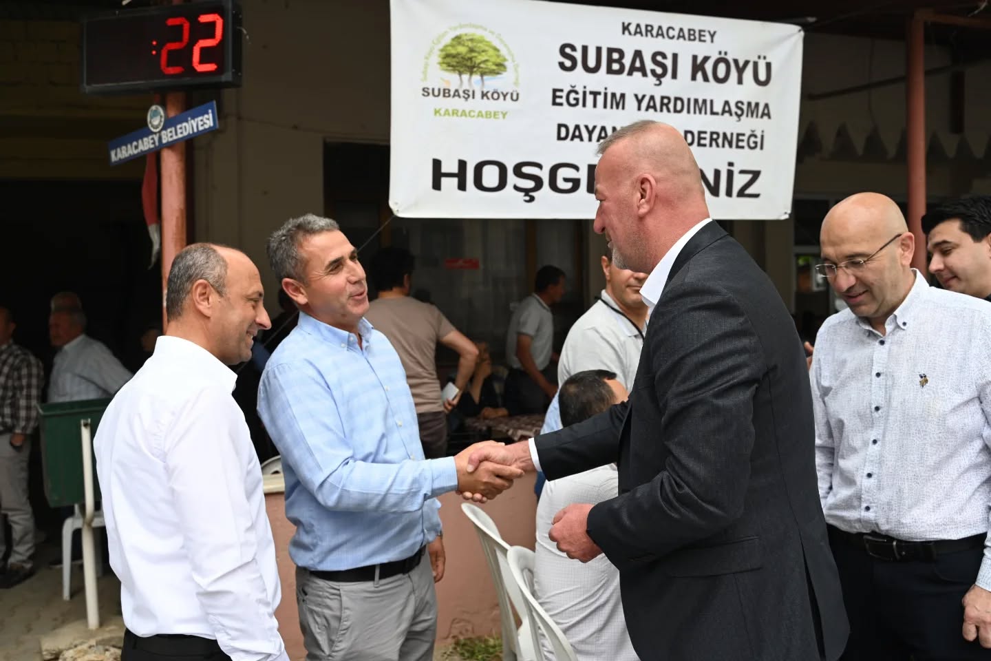 Karabatı, kırsaldan merkeze her noktada vatandaşın yanında