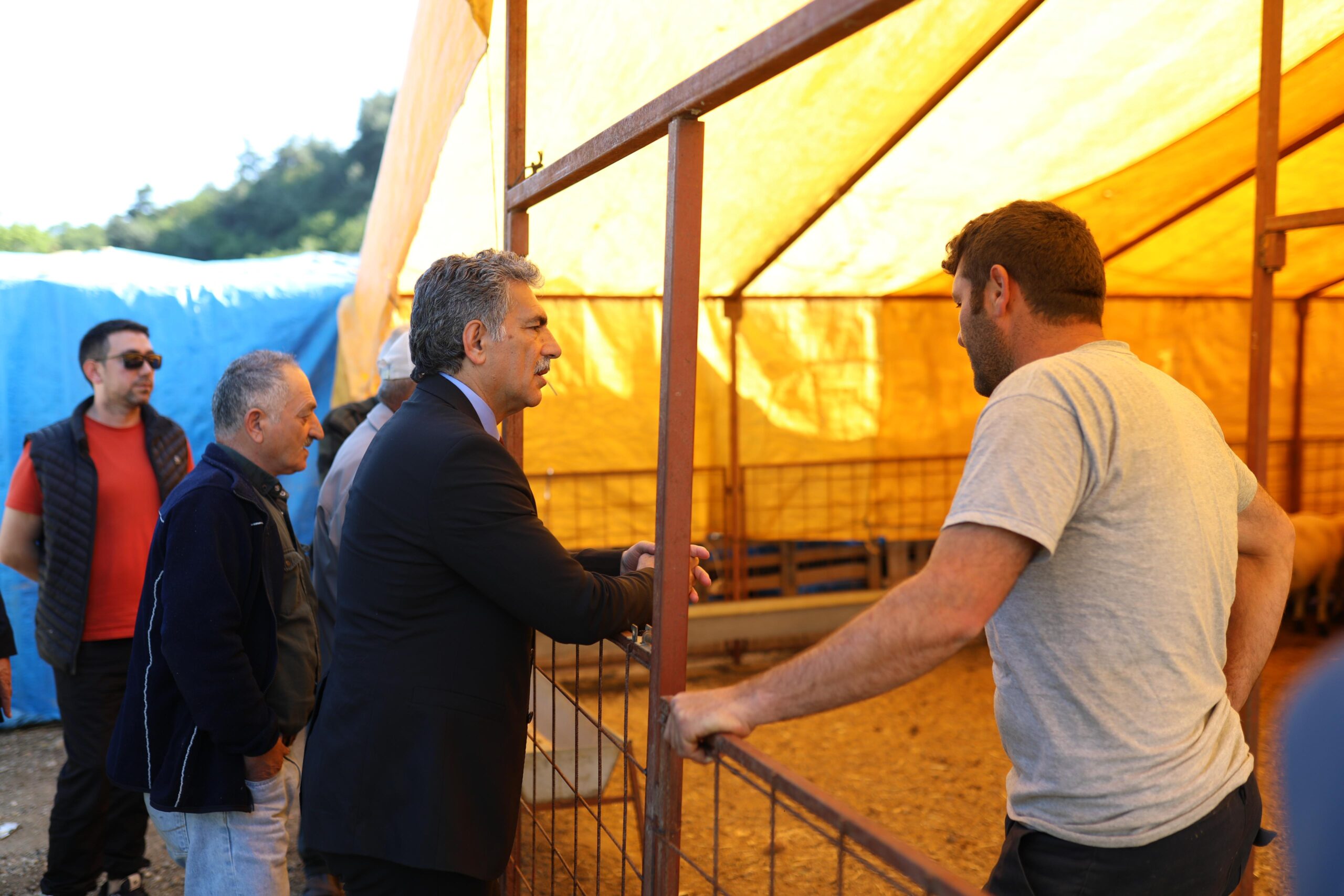 Gemlik Belediyesi Kurban Pazarı’nda Satışlar Başladı