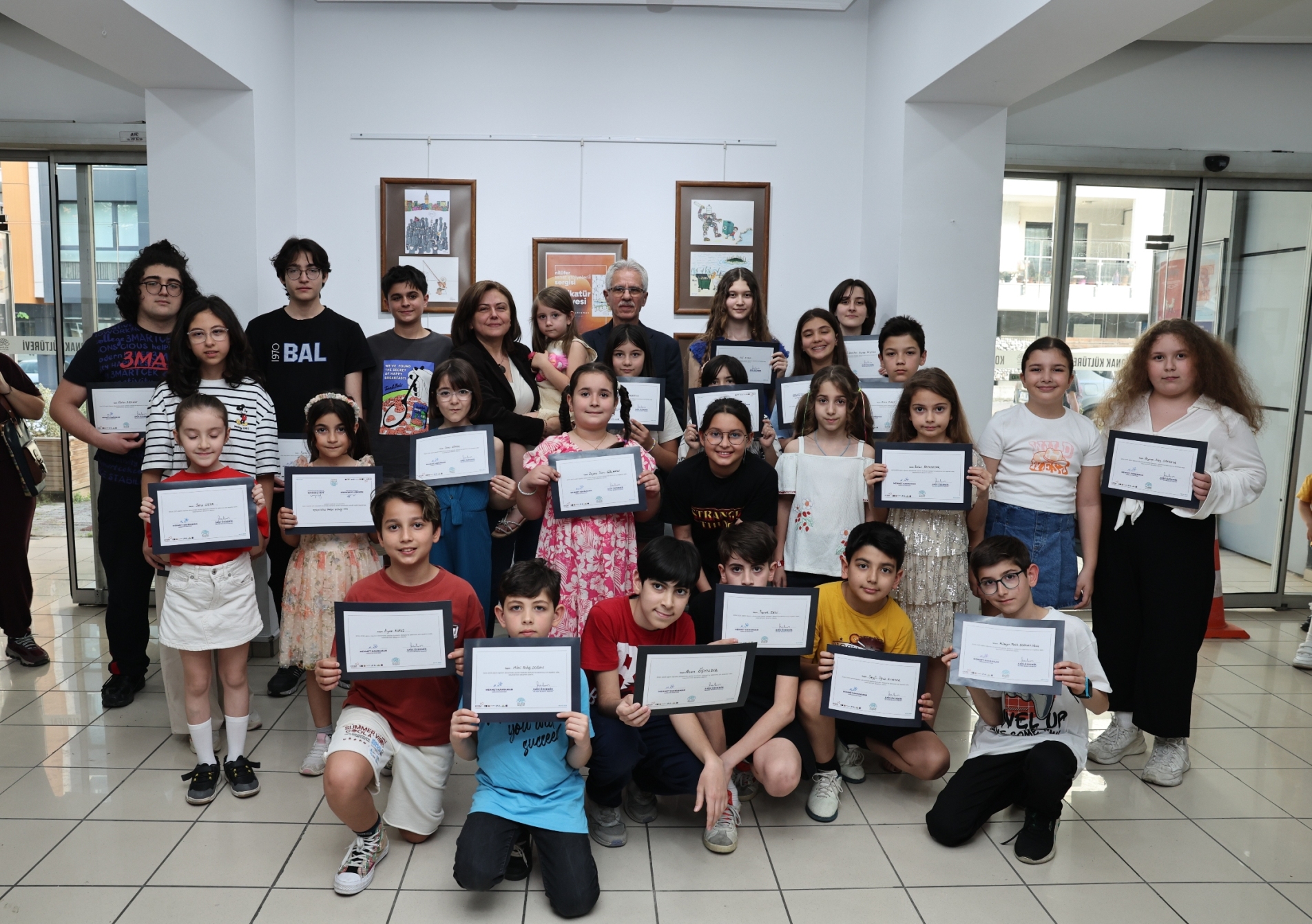 KARİKATÜR ATÖLYESİ KATILIMCILARINDAN YIL SONU SERGİSİ