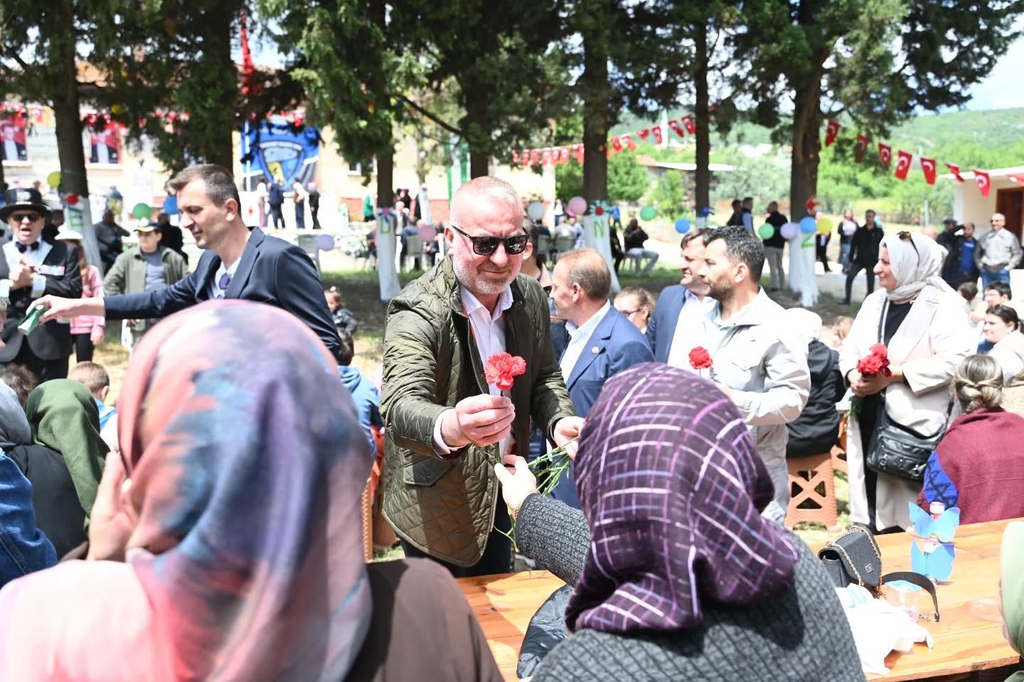 Başkan Karabatı sosyal belediyecilik anlayışını kararlılıkla sürdürüyor