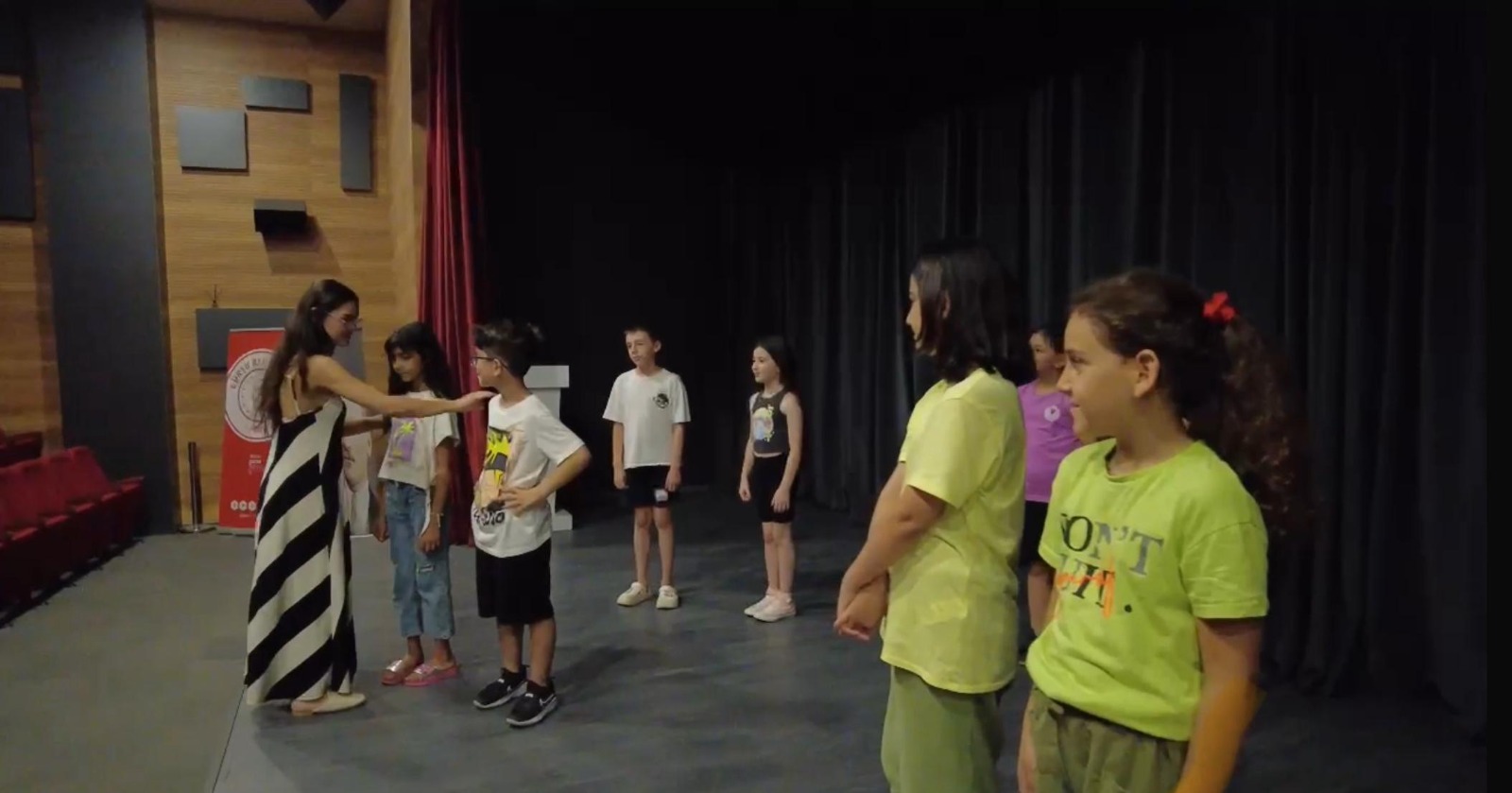 Gürsu’da Tiyatro Kursları Yoğun İlgi Görüyor