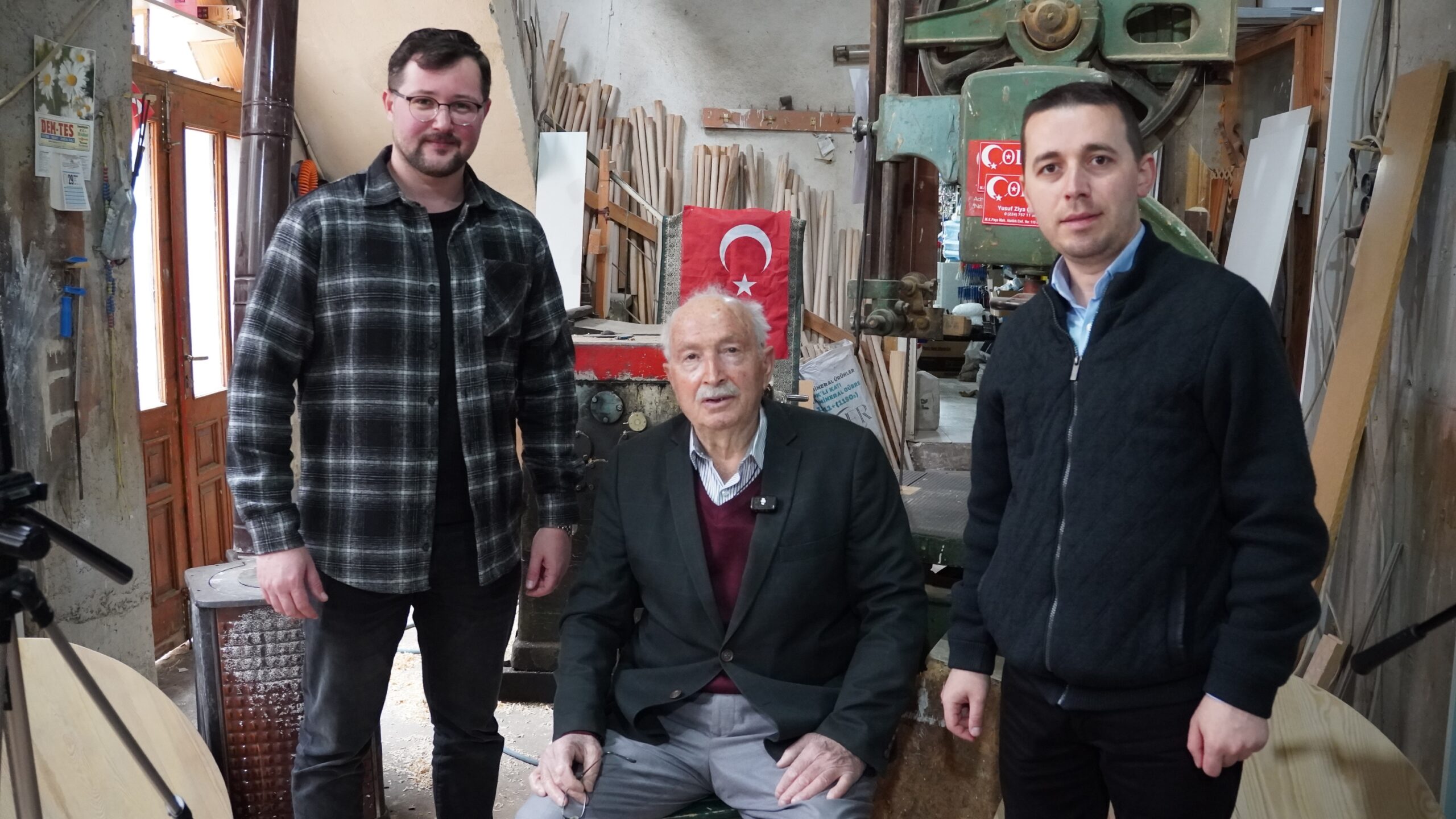 64 yıldır ahşaba hayat veriyor