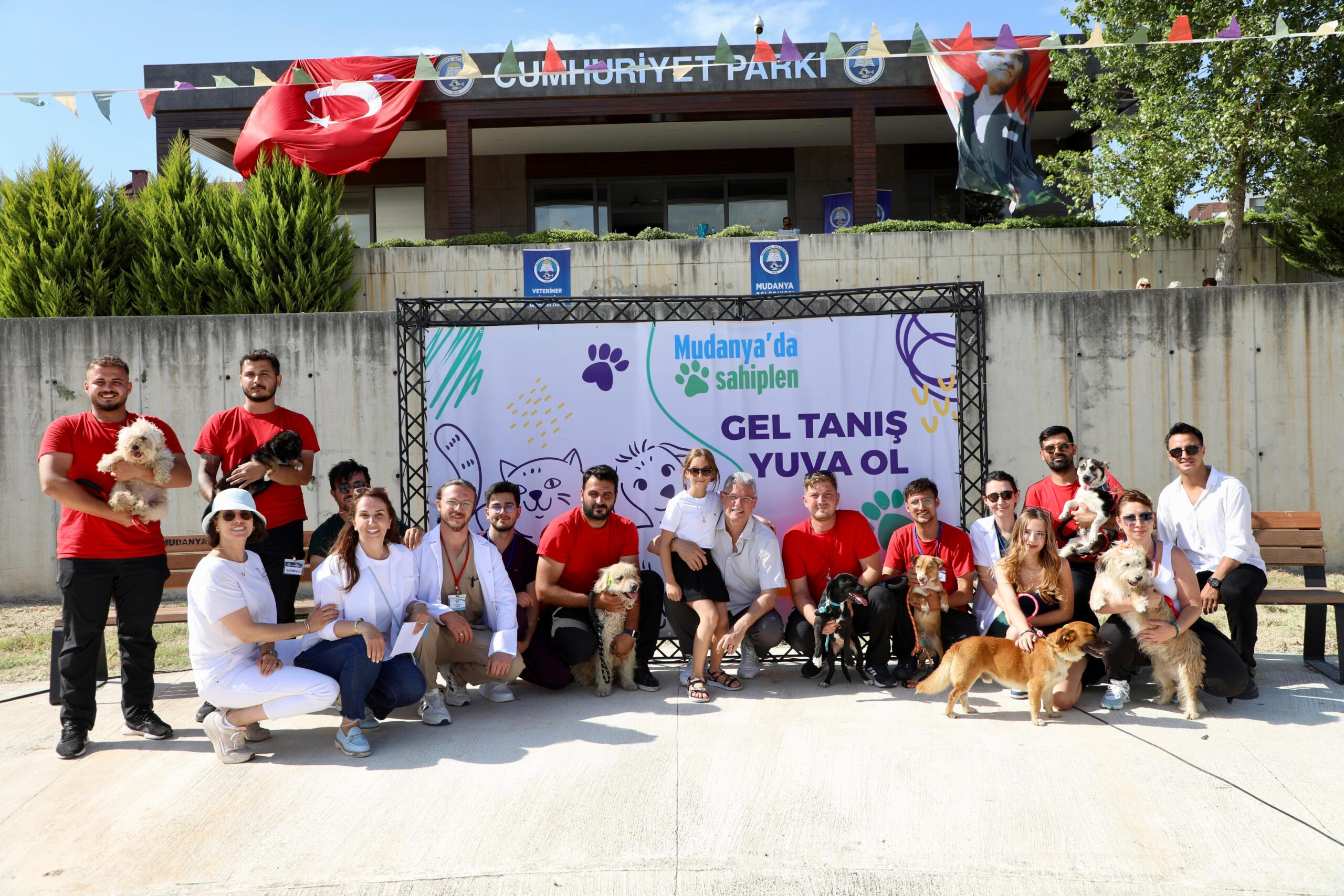 MUDANYA’DA CAN DOSTLAR İÇİN SAHİPLENDİRME ŞENLİĞİ