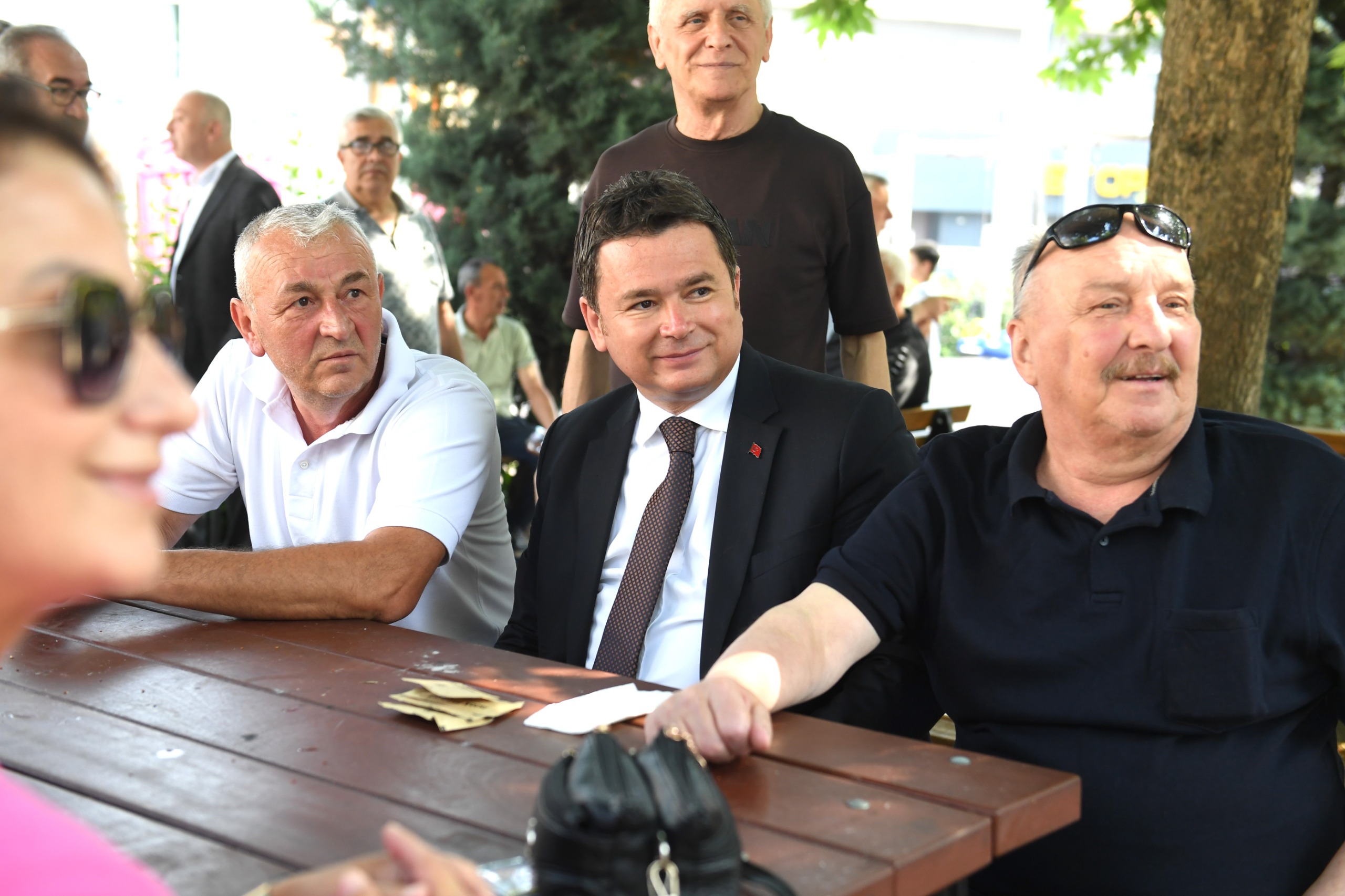 Başkan Aydın Kemerçeşme mahalle sakinleriyle kahvaltıda buluştu