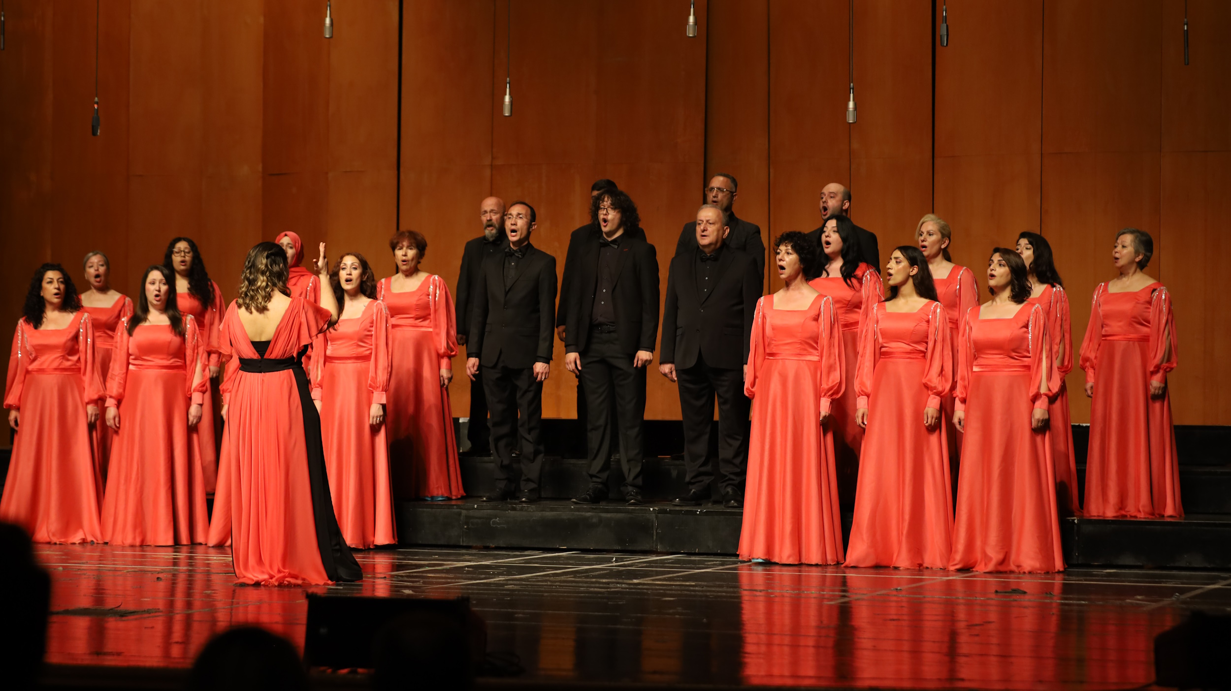 Usta Şair Nâzım Hikmet, ölümsüz eserleriyle anıldı
