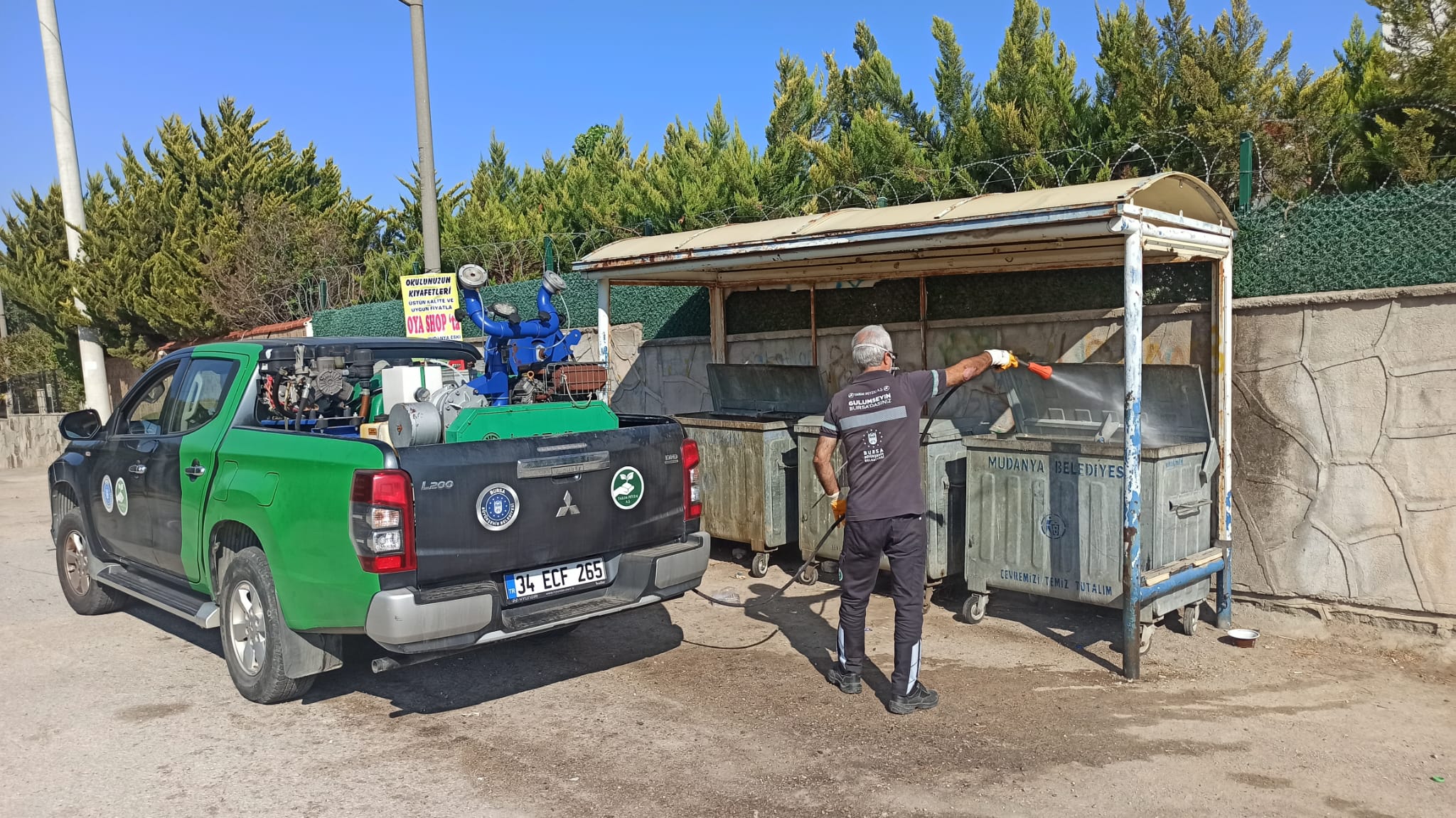 Sinekle mücadele yaz aylarında da hız kesmiyor