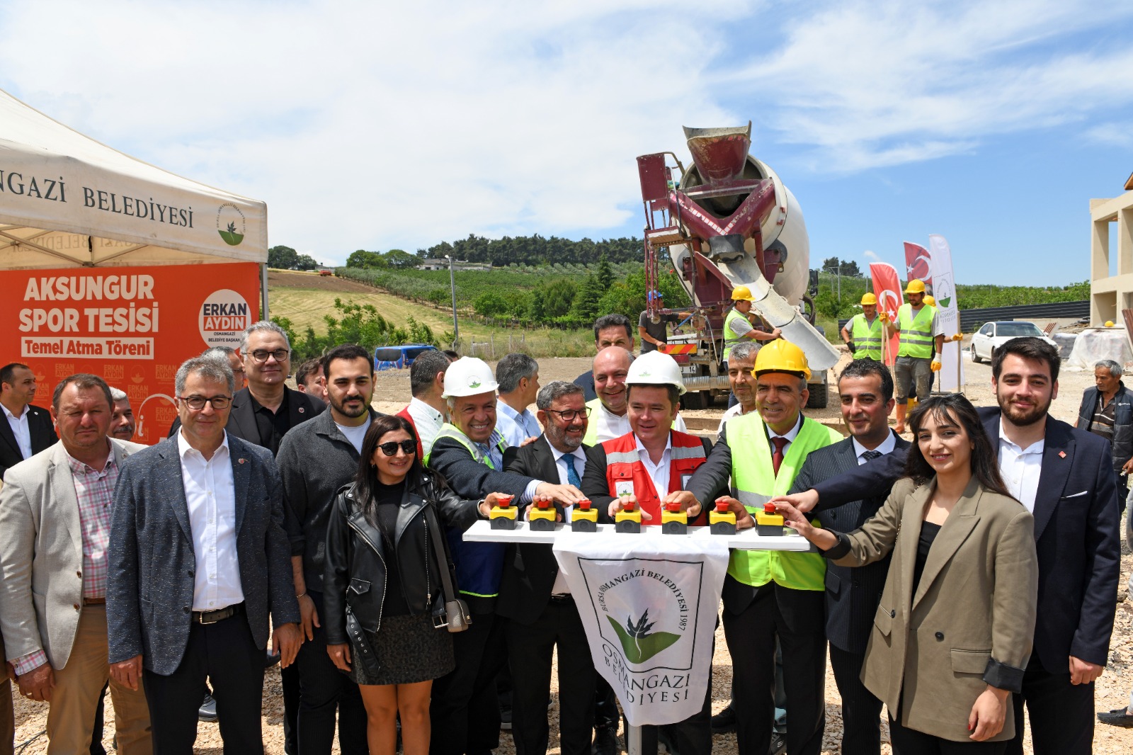 Aksungur Spor Tesisi için ilk harç döküldü