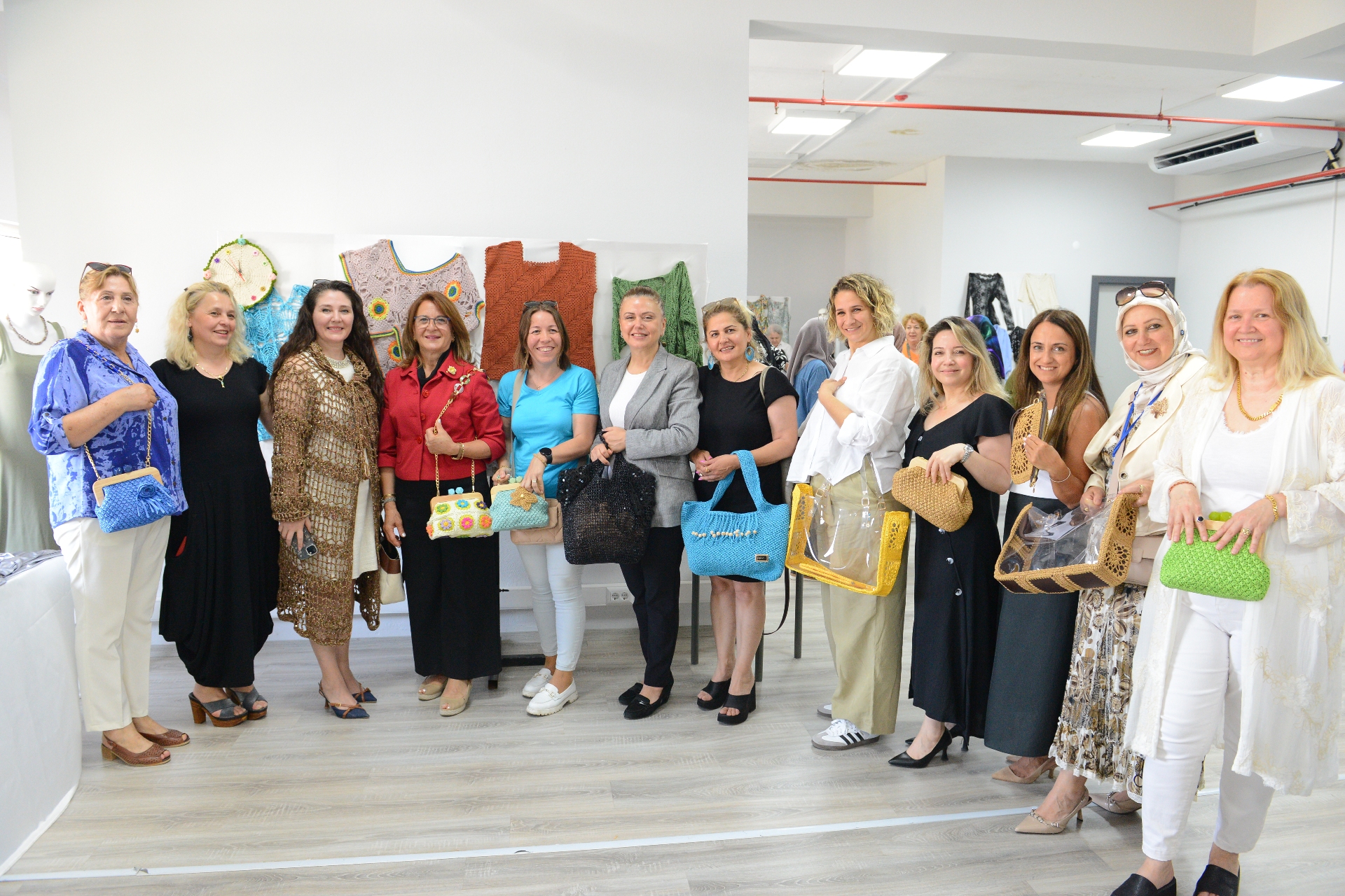 NİLSEM’de eğitim alan kadınların el becerileri beğeni topladı